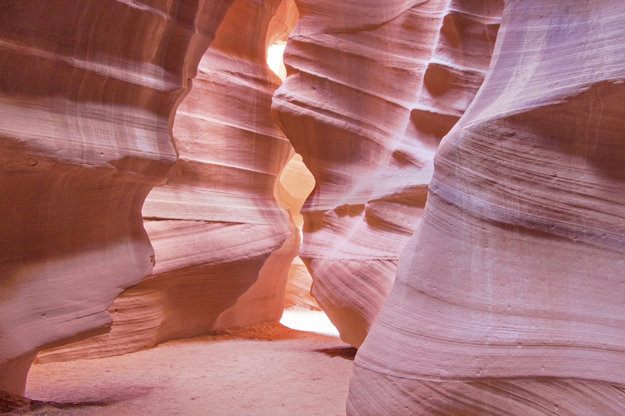 Canon EOS 550D (EOS Rebel T2i / EOS Kiss X4) sample photo. Antelope canyon photography