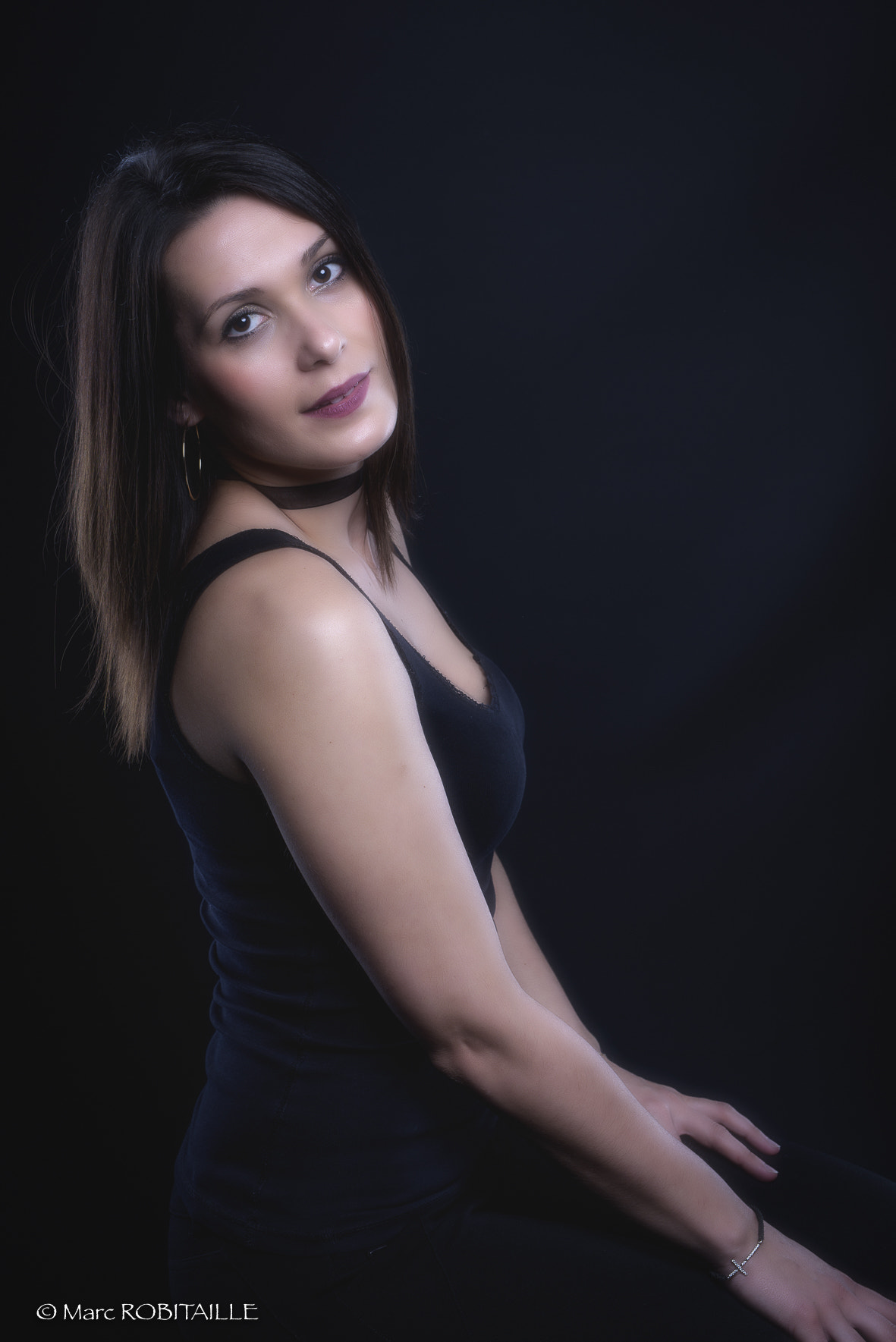 Nikon D810 + Sigma 50mm F1.4 DG HSM Art sample photo. Lola couleur photography