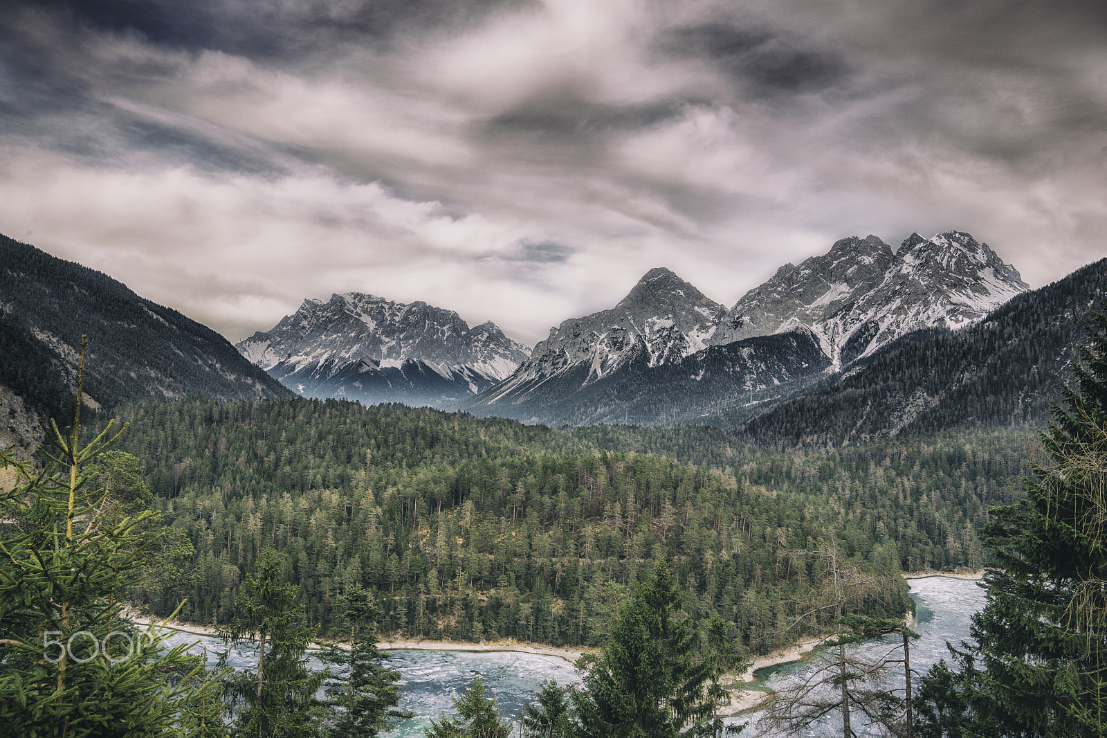 Sony a7 II + Sony FE 24-70mm F2.8 GM sample photo. Zugspitze photography