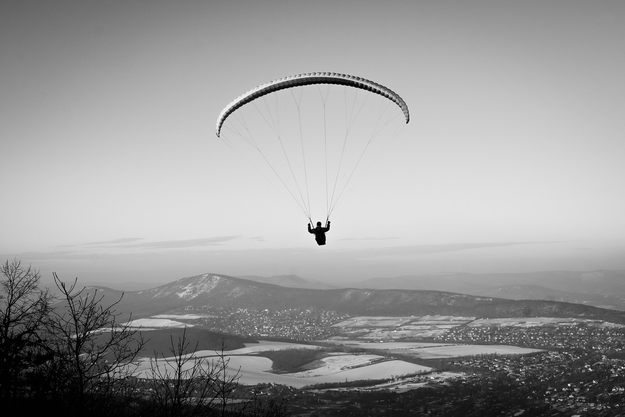 Sony Alpha DSLR-A700 sample photo. Paragliding photography