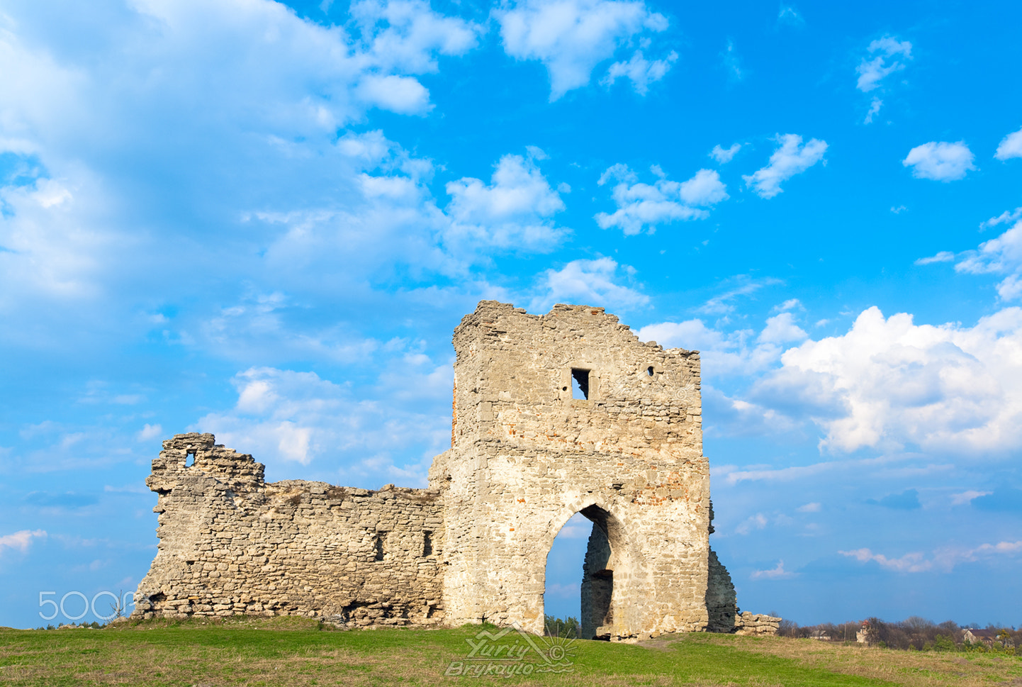 Canon EF 16-35mm F2.8L II USM sample photo. Spring ancient fortress ruins photography