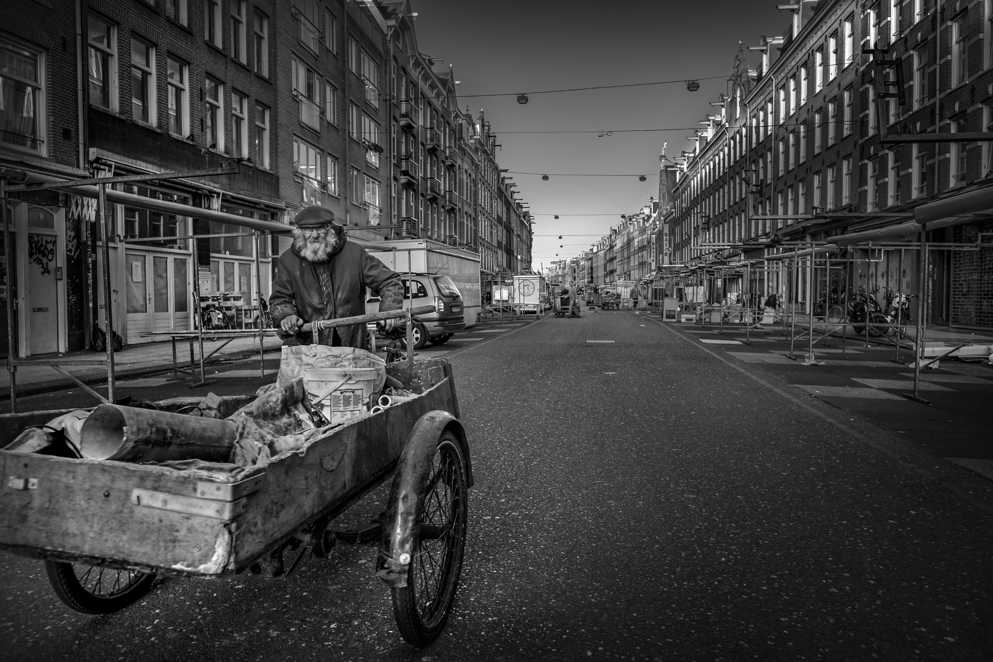 Fujifilm X-T20 + Fujifilm XF 16mm F1.4 R WR sample photo. Albert cuyp, 6:23 pm... photography