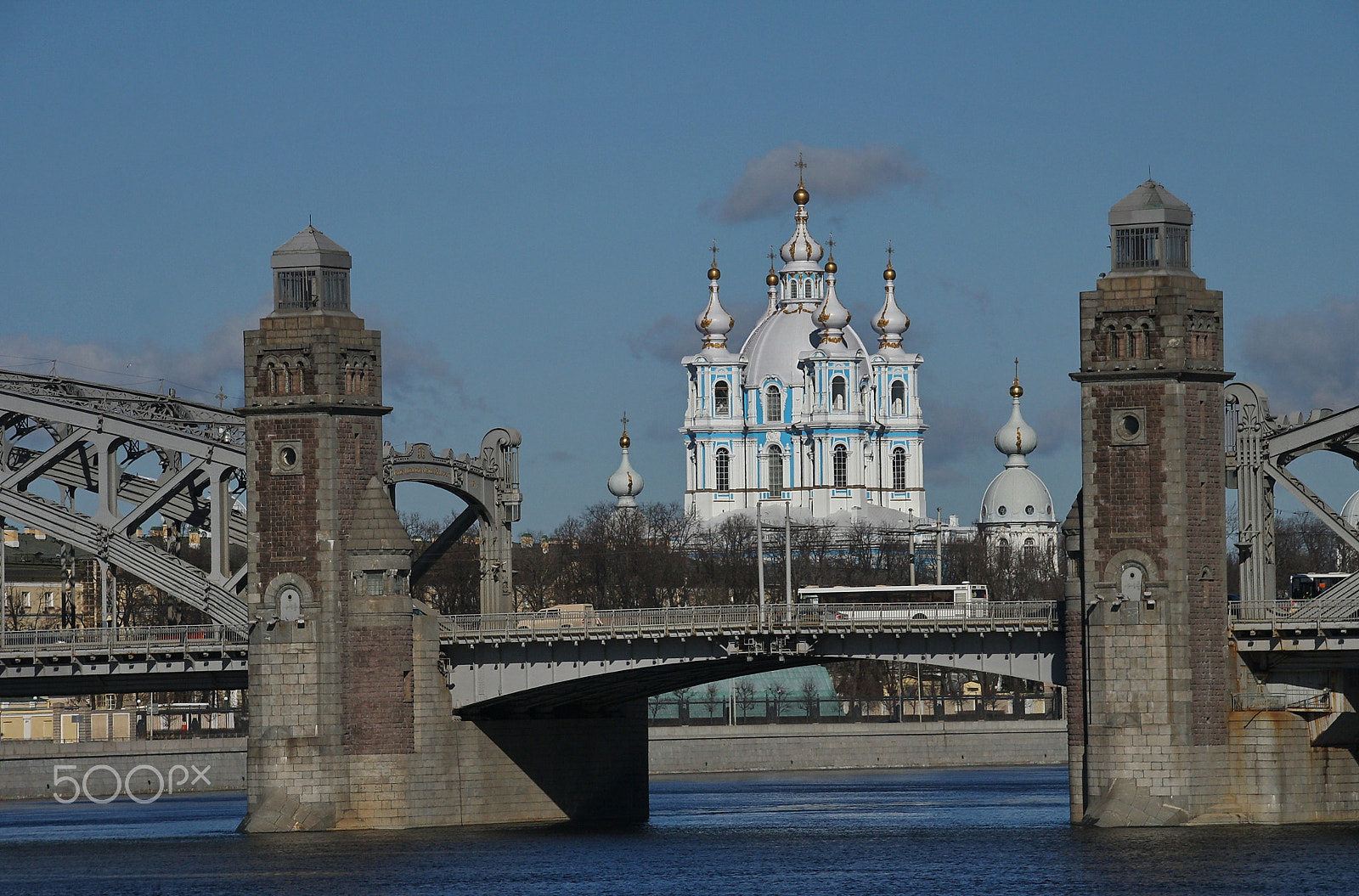 Canon EOS 1000D (EOS Digital Rebel XS / EOS Kiss F) sample photo. Bridge and cathedral photography