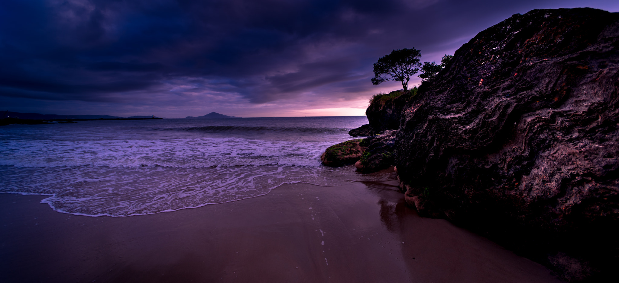 Nikon AF Nikkor 14mm F2.8D ED sample photo. Cloudy morning photography