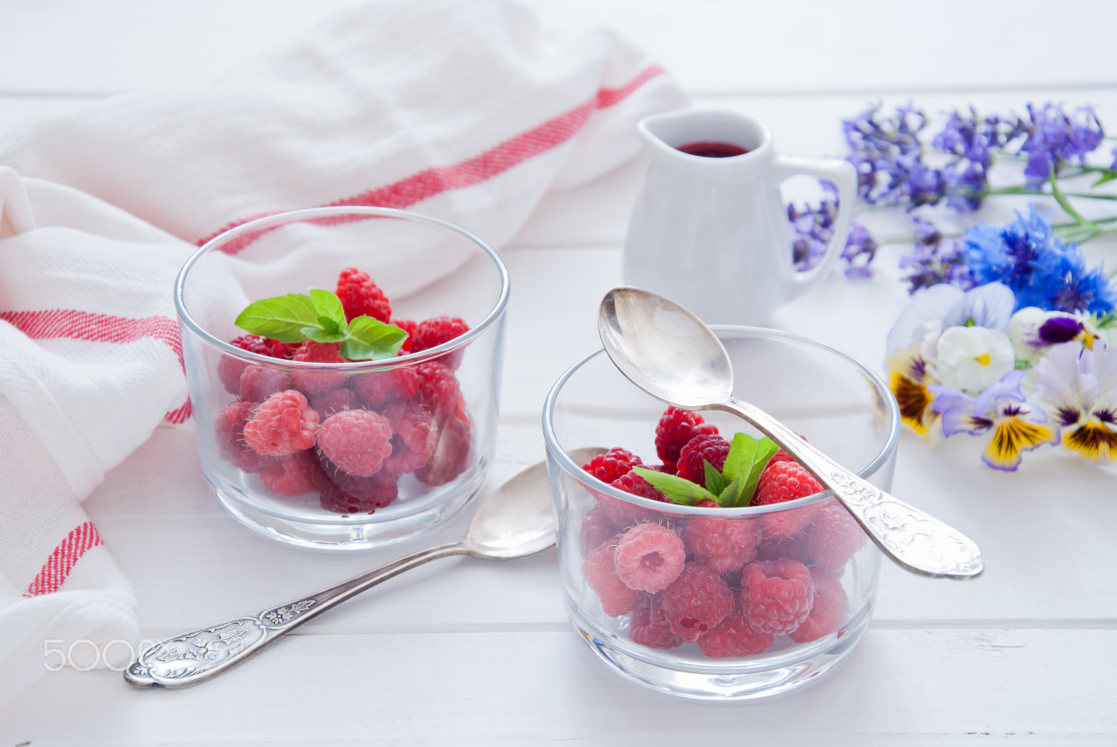 Nikon D3000 sample photo. Fresh organic raspberries photography
