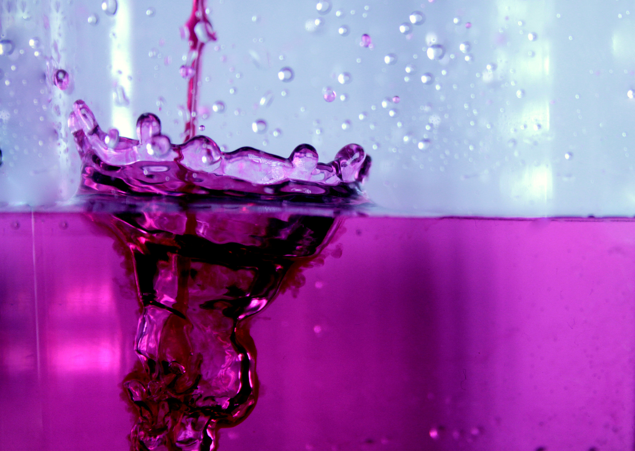 Canon EF-S 18-55mm F3.5-5.6 II sample photo. Motion and colour experiments photography