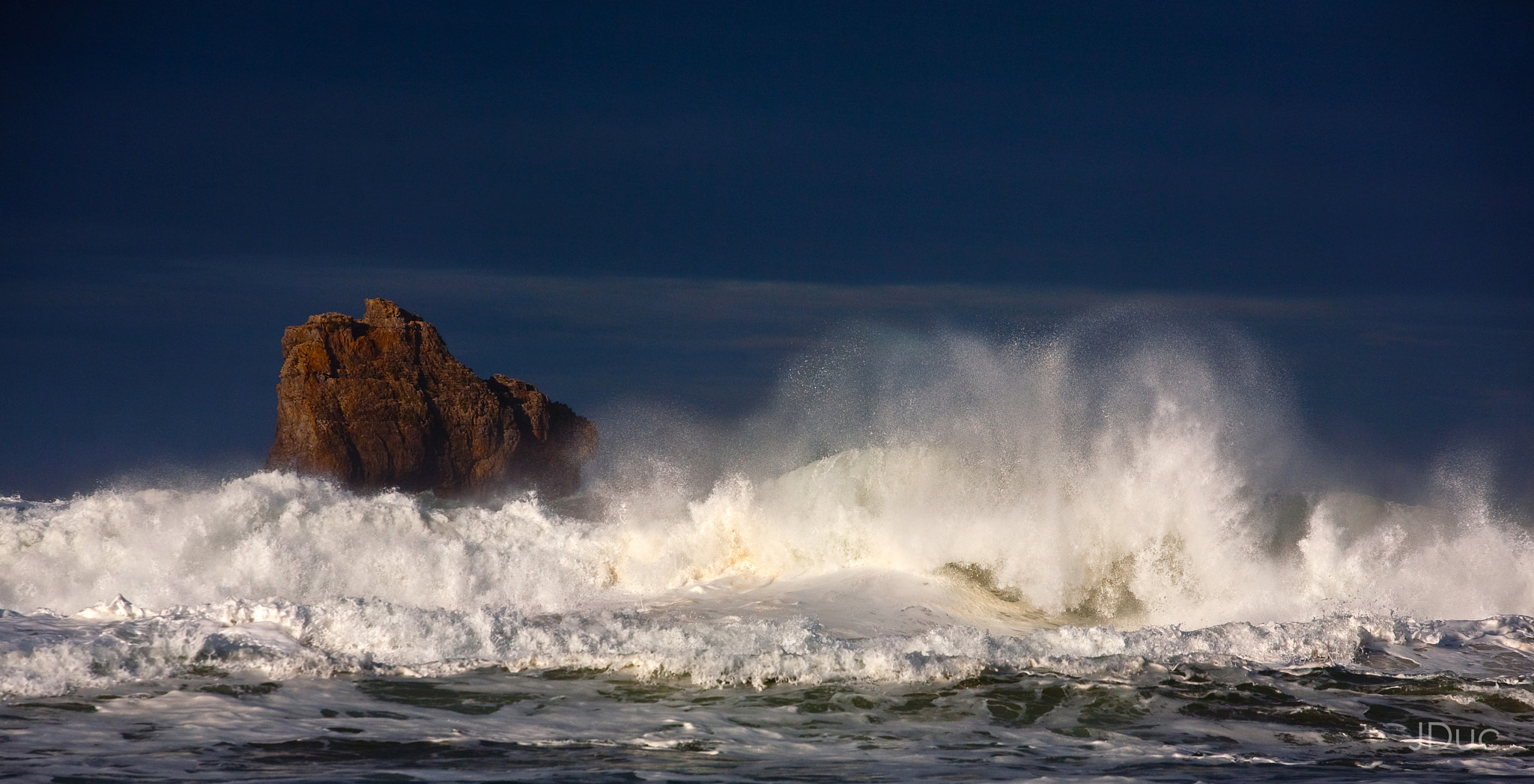 Canon EF 70-200mm F2.8L USM sample photo. Waves photography