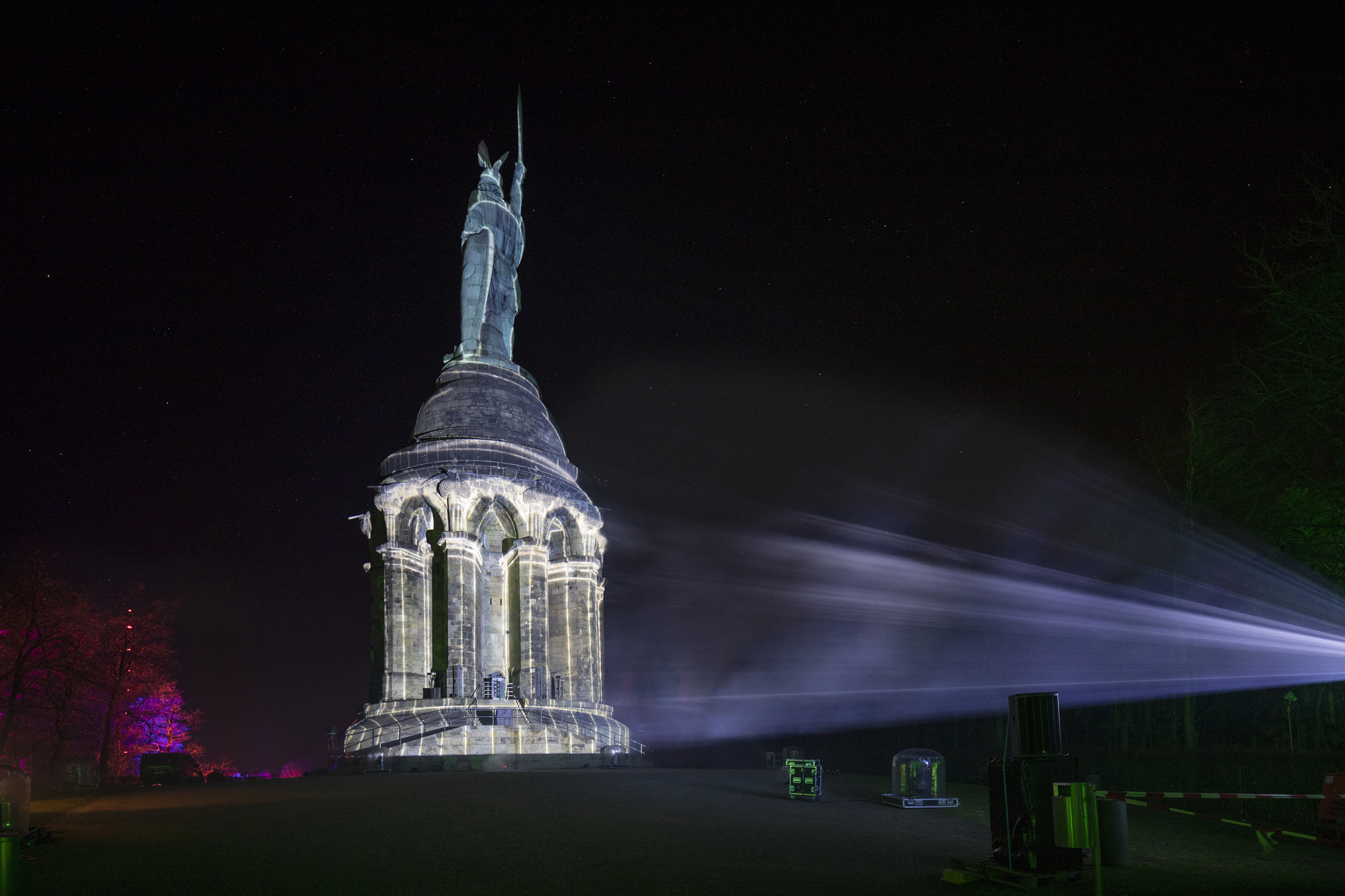 Canon TS-E 17mm F4L Tilt-Shift sample photo. Spotlight ... photography