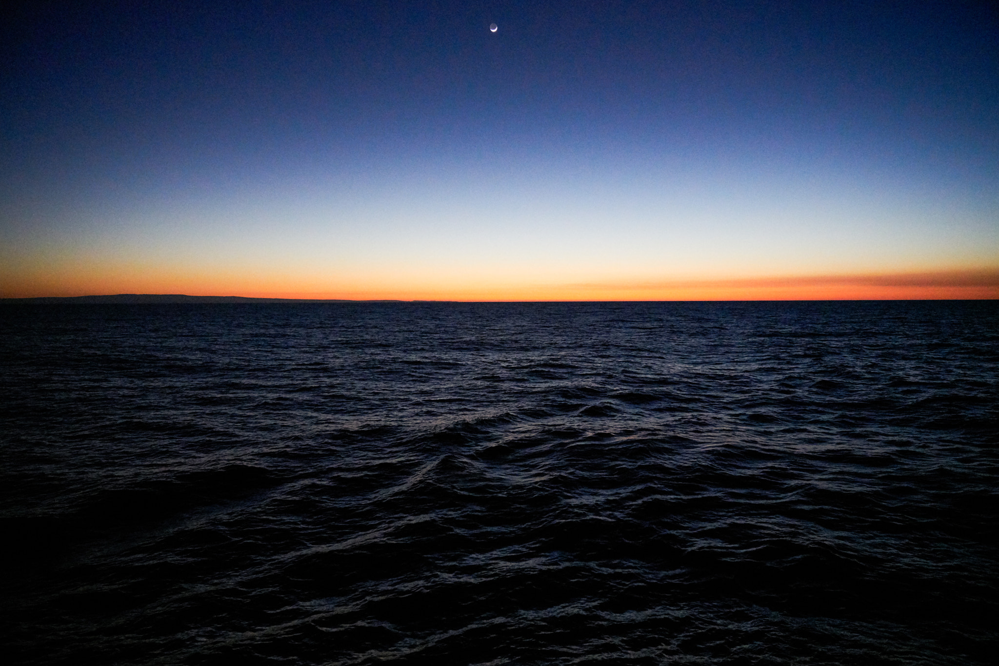 Sony FE 24-70mm F2.8 GM sample photo. Sunset over the ocean photography