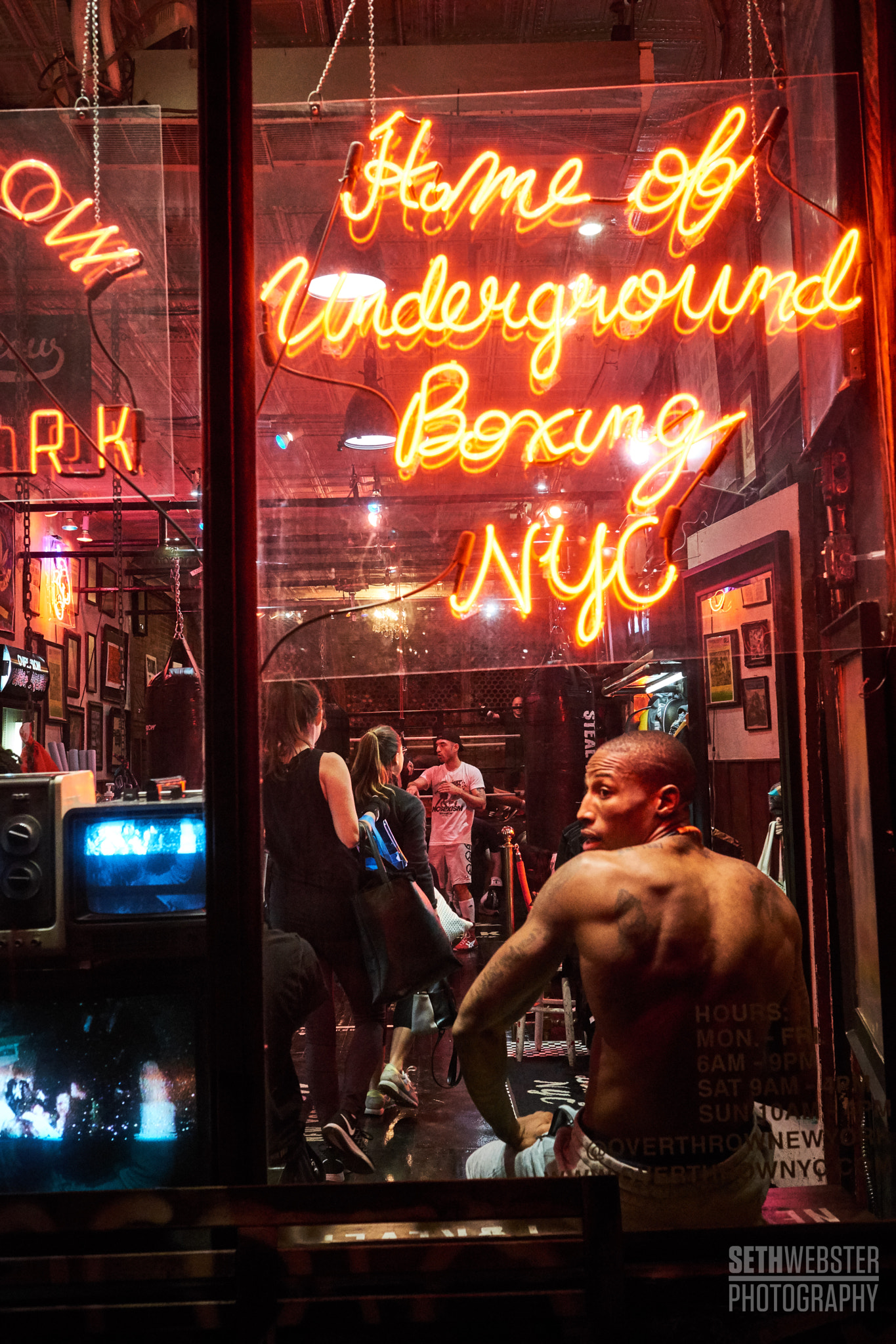 Fujifilm X-Pro2 sample photo. Underground boxer photography