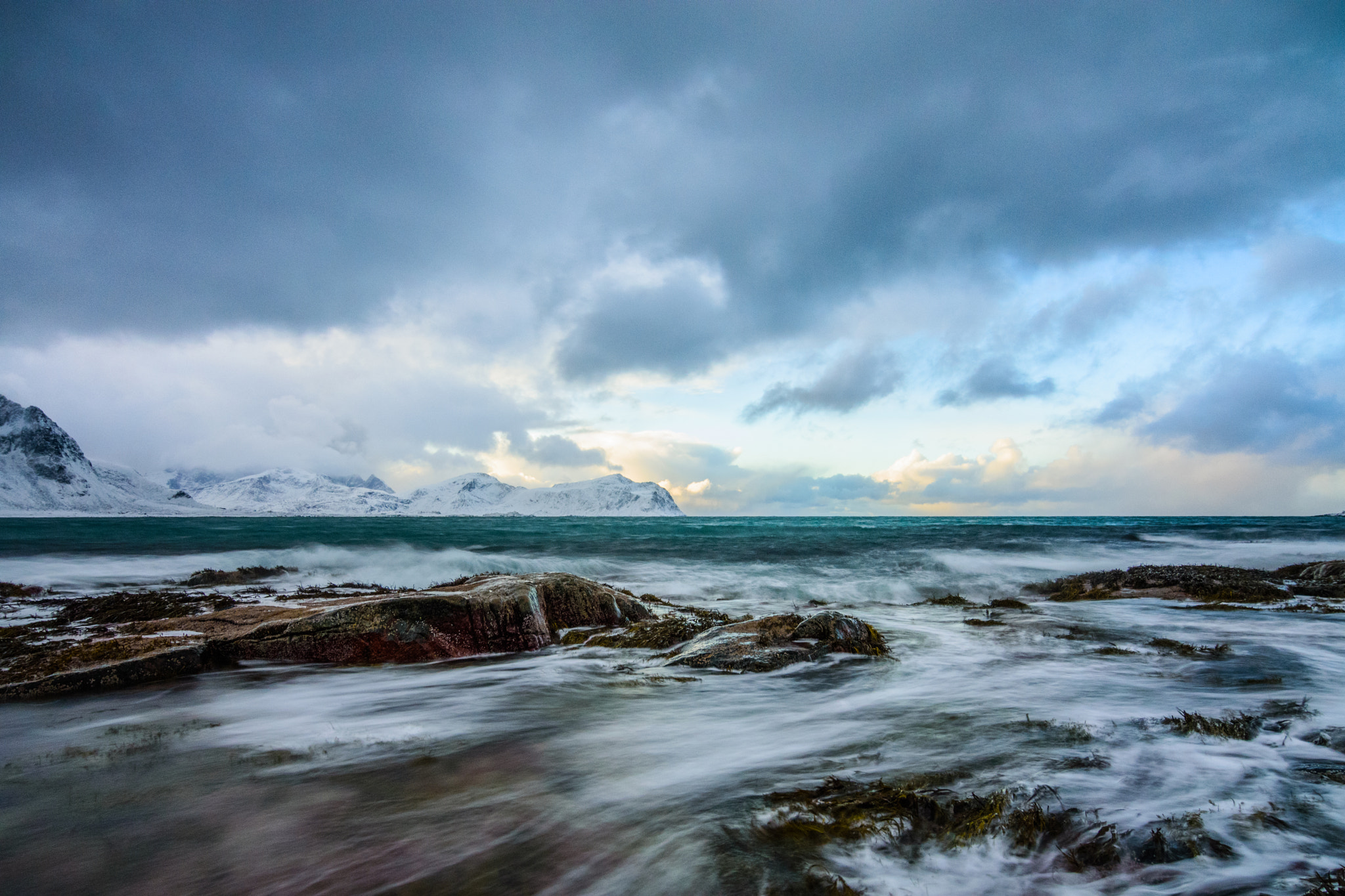Tokina AT-X Pro 11-16mm F2.8 DX sample photo. Wild sea photography