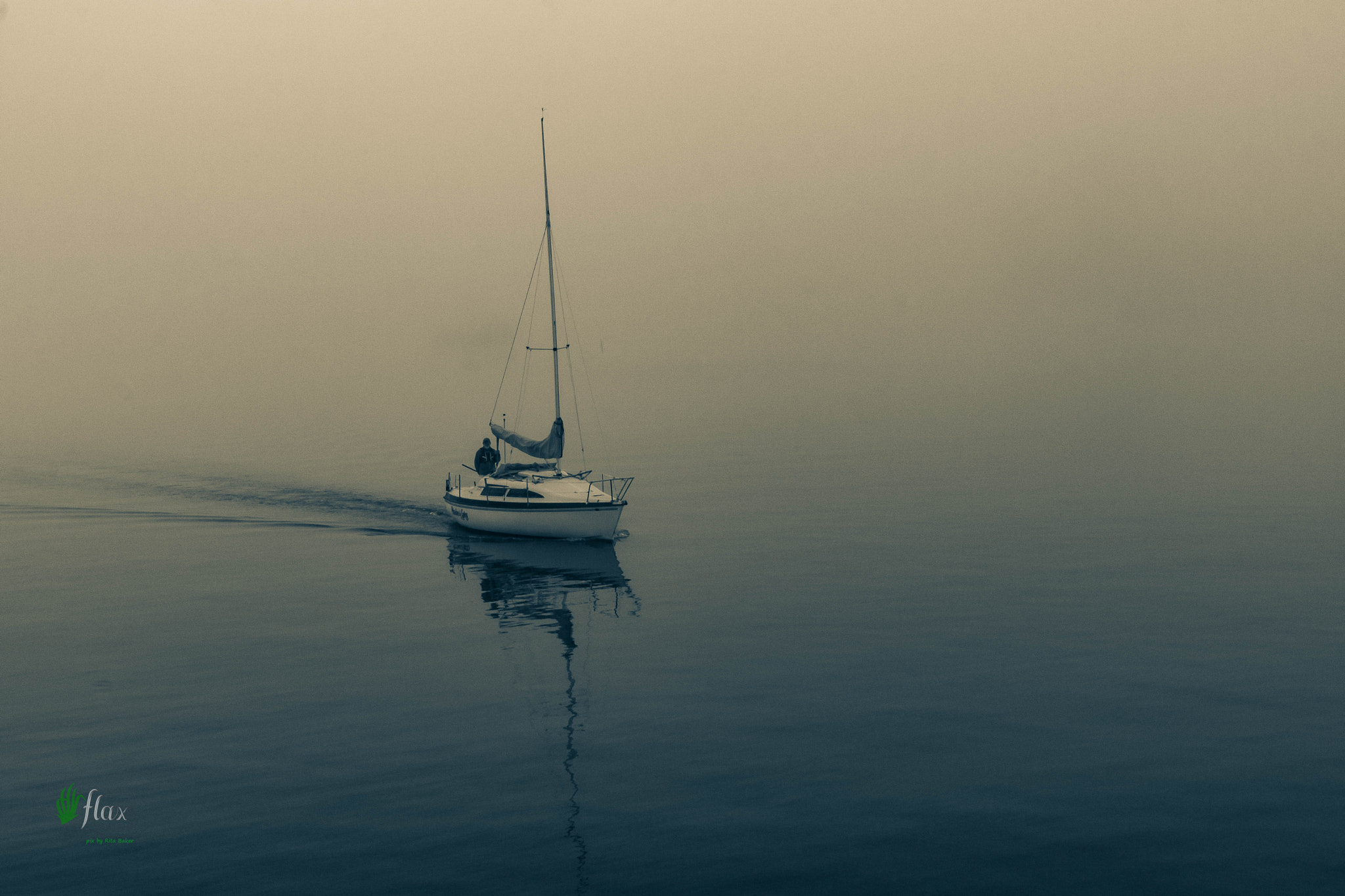 Nikon D7200 sample photo. Yacht in the mist photography