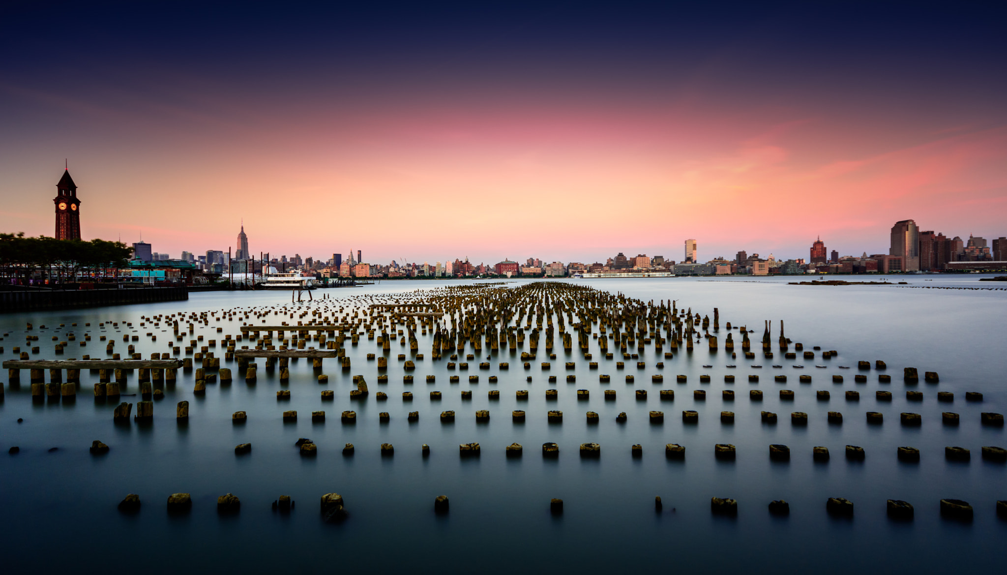 Sigma 10-20mm F4-5.6 EX DC HSM sample photo. Hoboken sunset photography