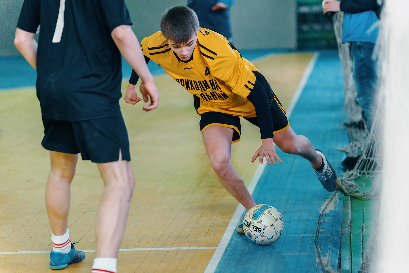 Tamron SP 70-200mm F2.8 Di VC USD sample photo. Futsal. photography