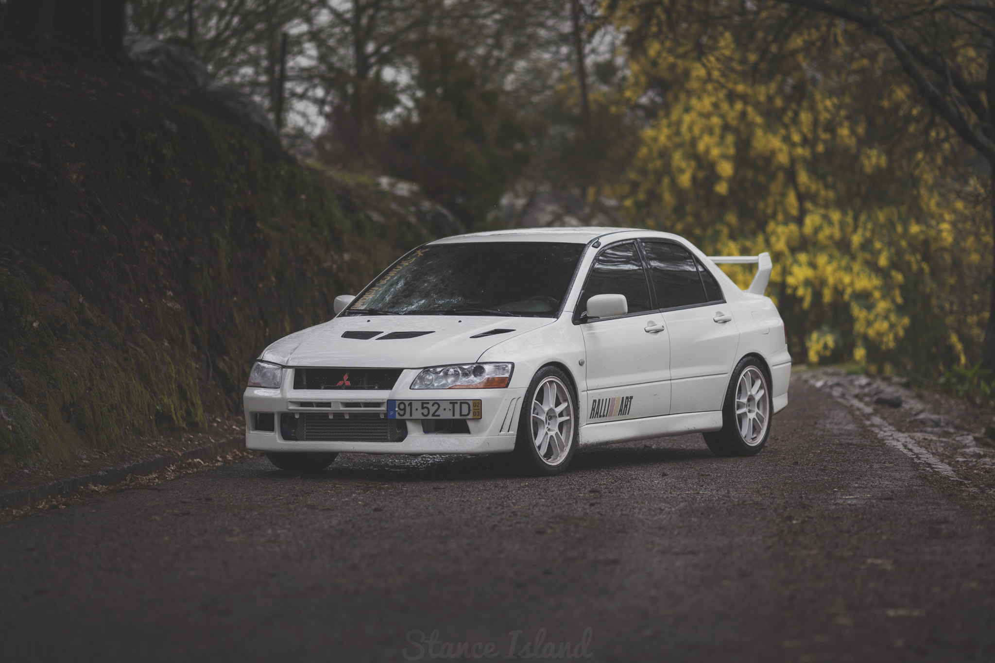 Canon EF 135mm F2L USM sample photo. Mitsubishi evolution vll rs2 photography