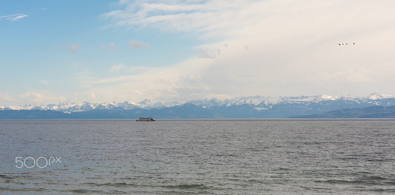 Nikon D810 + Nikon AF-S Nikkor 85mm F1.8G sample photo. Beautiful panorama at lake constance photography