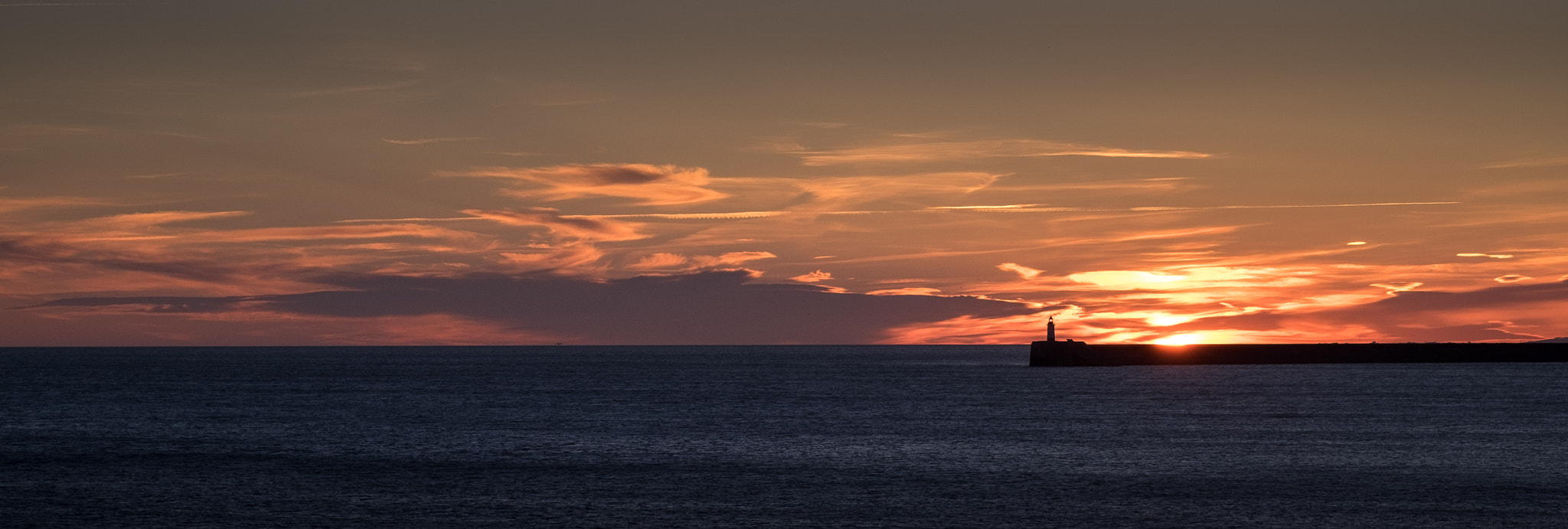 Fujifilm X-T1 + Fujifilm XF 60mm F2.4 R Macro sample photo. East pier (of ) newhaven photography