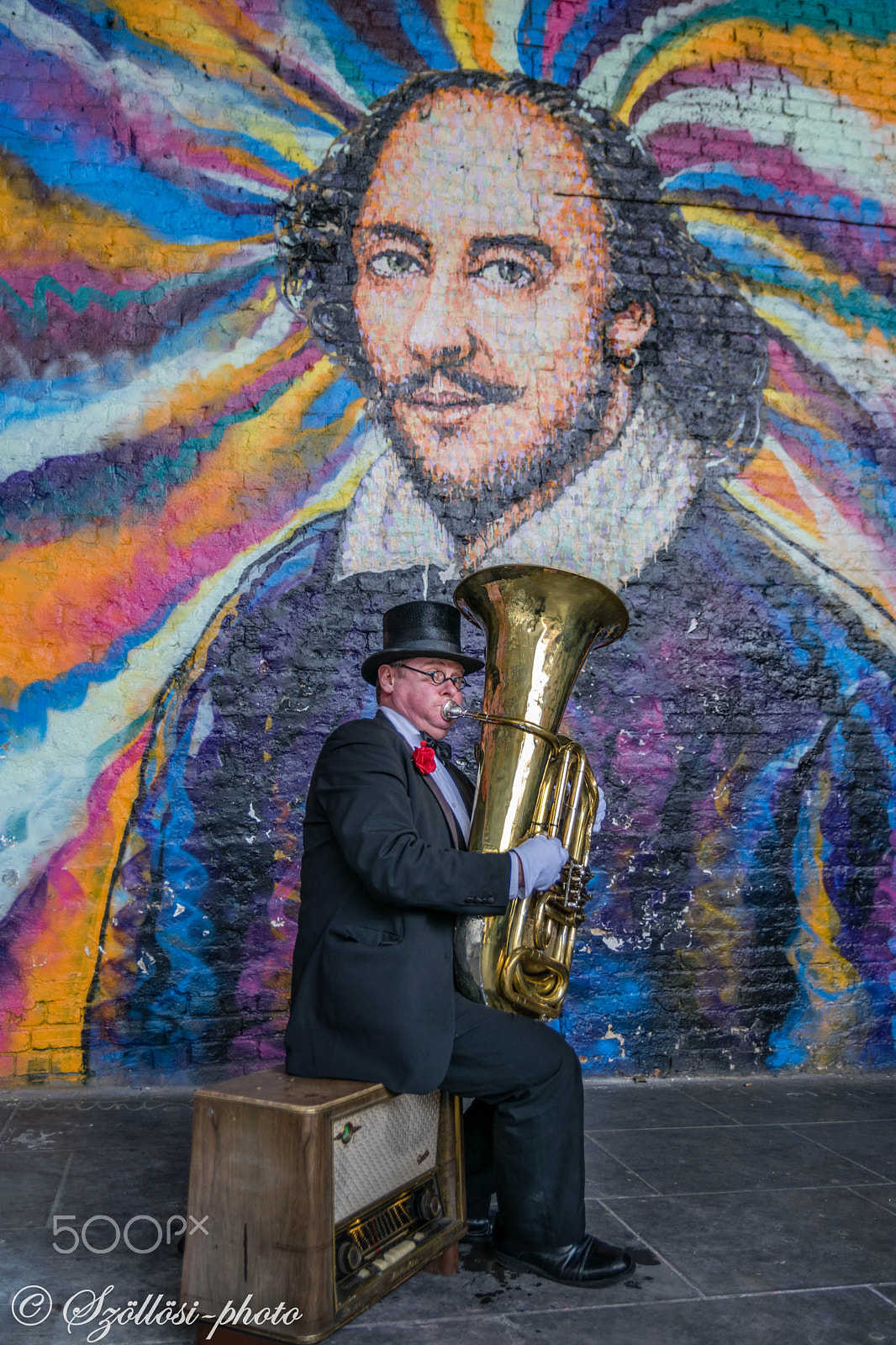 Sigma 17-50mm F2.8 EX DC OS HSM sample photo. The colors of the music photography