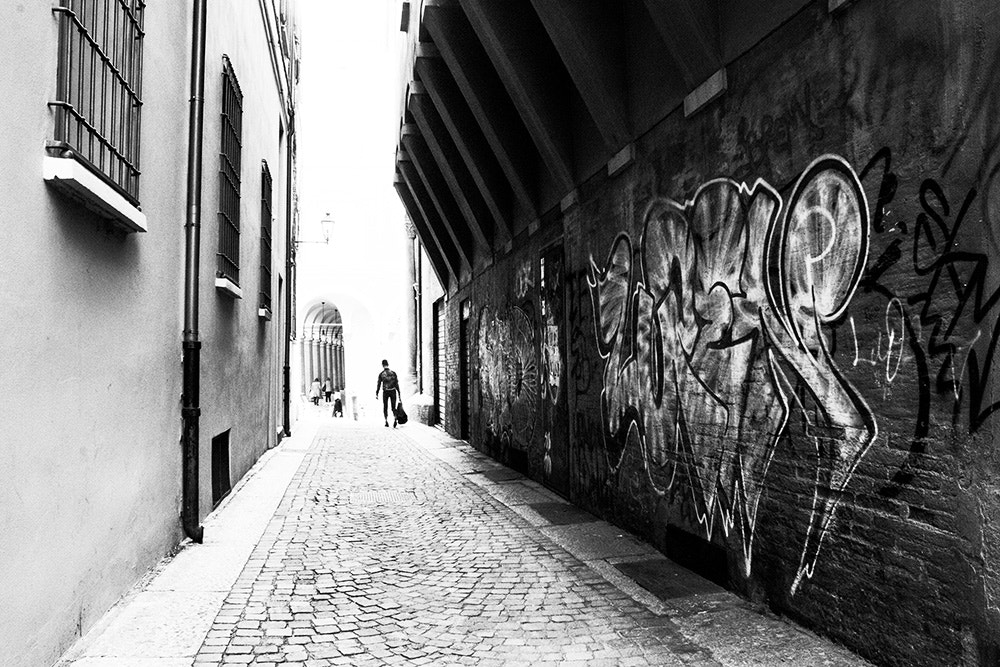 Canon EF-S 18-55mm F3.5-5.6 IS sample photo. Bologna photography