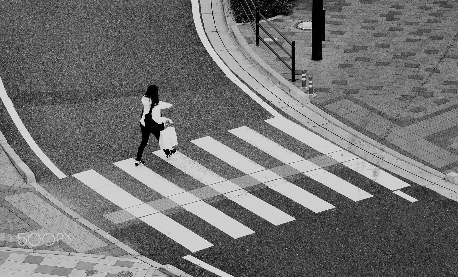 Canon EF-S 55-250mm F4-5.6 IS sample photo. Girl crossing photography