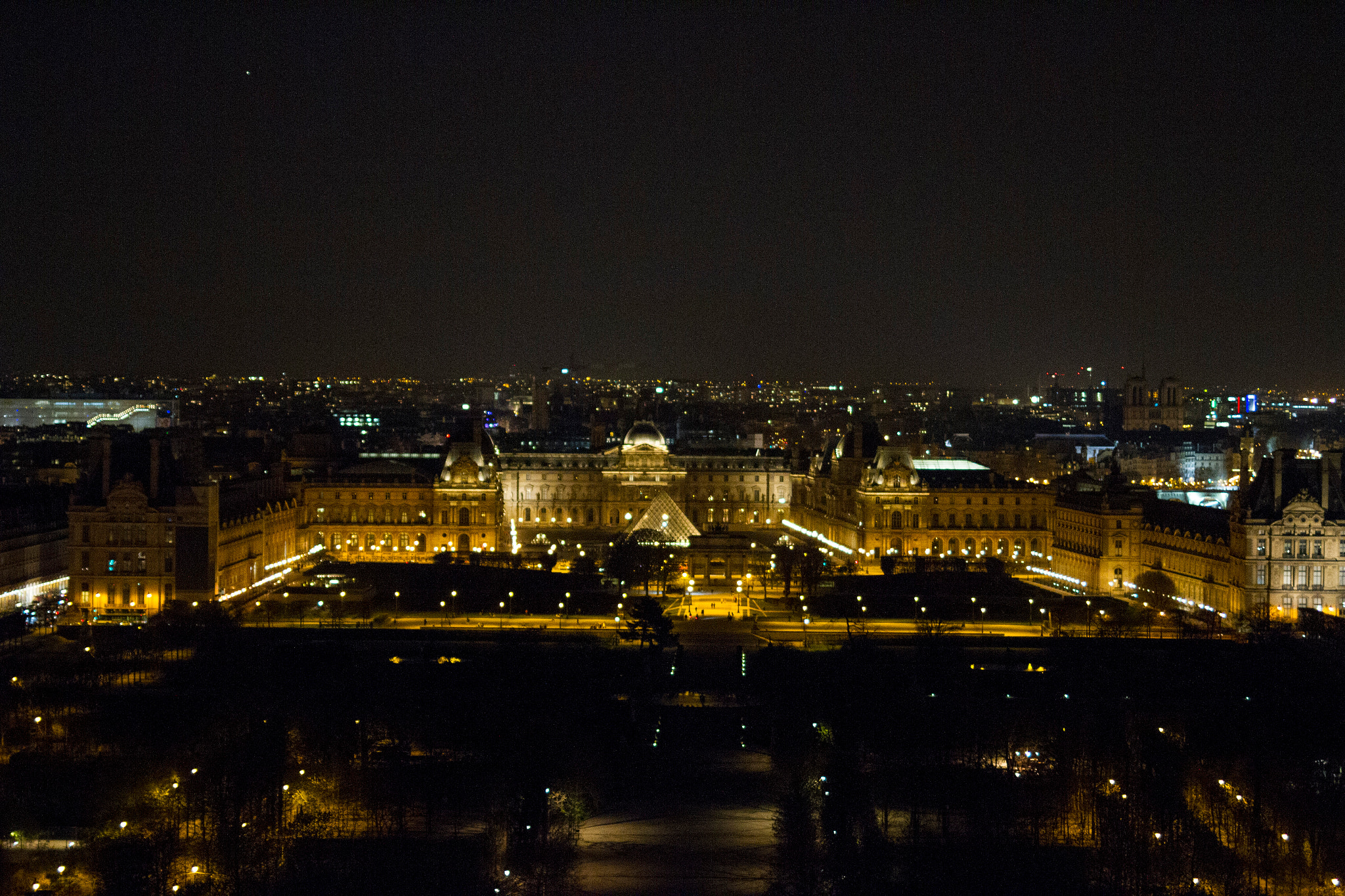 Sigma 50mm F1.4 EX DG HSM sample photo. Paris photography