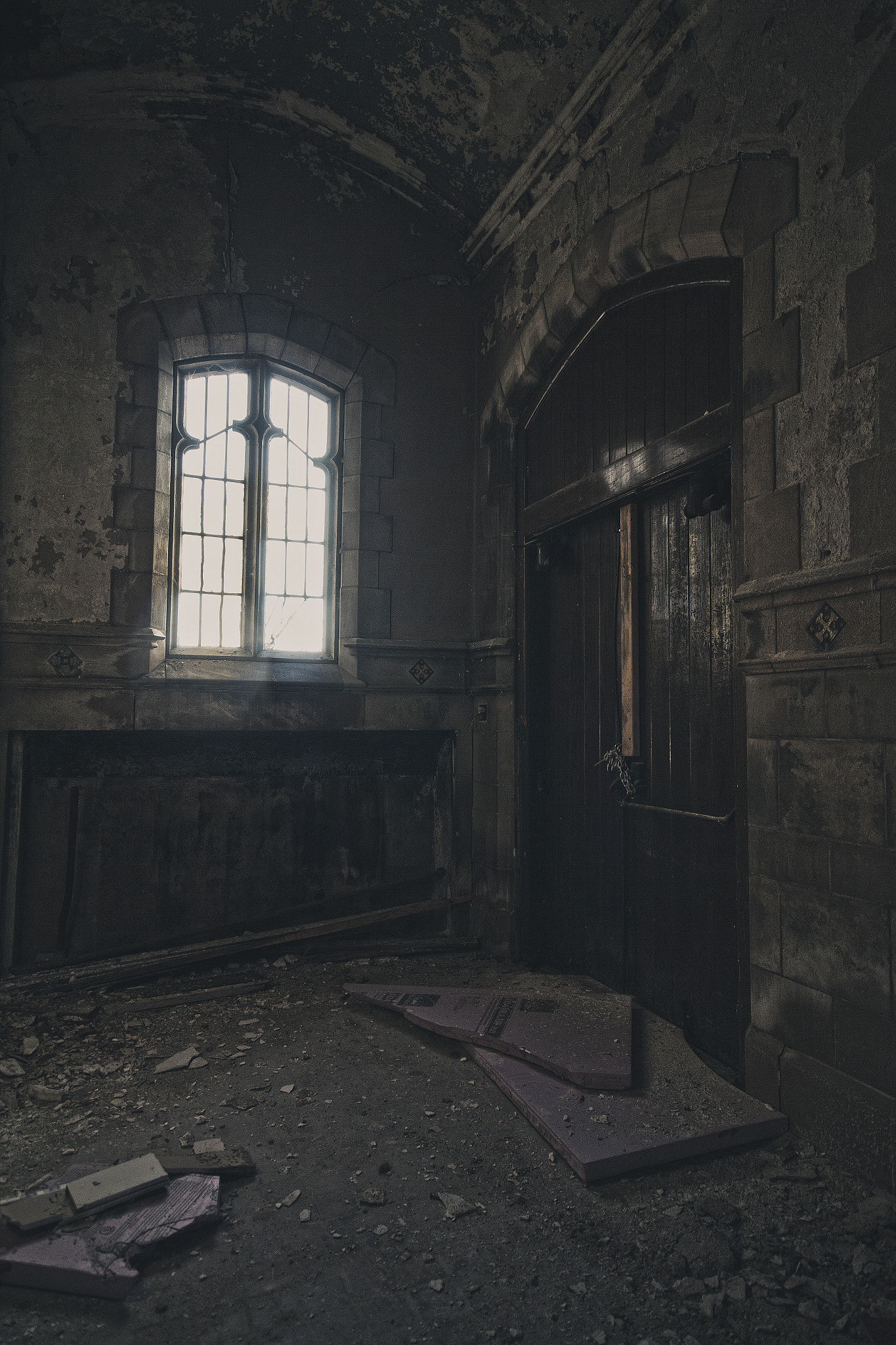 Canon EOS 60D + Sigma 10-20mm F4-5.6 EX DC HSM sample photo. Lost haven ii photography