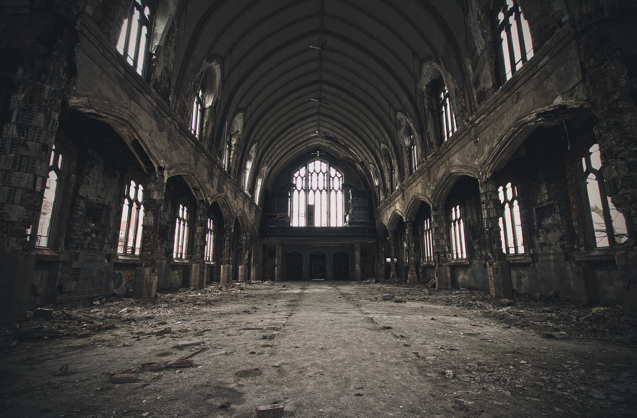 Canon EOS 60D + Sigma 10-20mm F4-5.6 EX DC HSM sample photo. Lost haven i photography