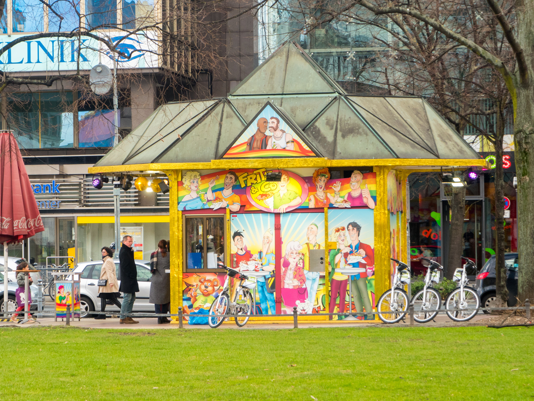 Olympus OM-D E-M5 II sample photo. Pommes am wittenbergplatz photography