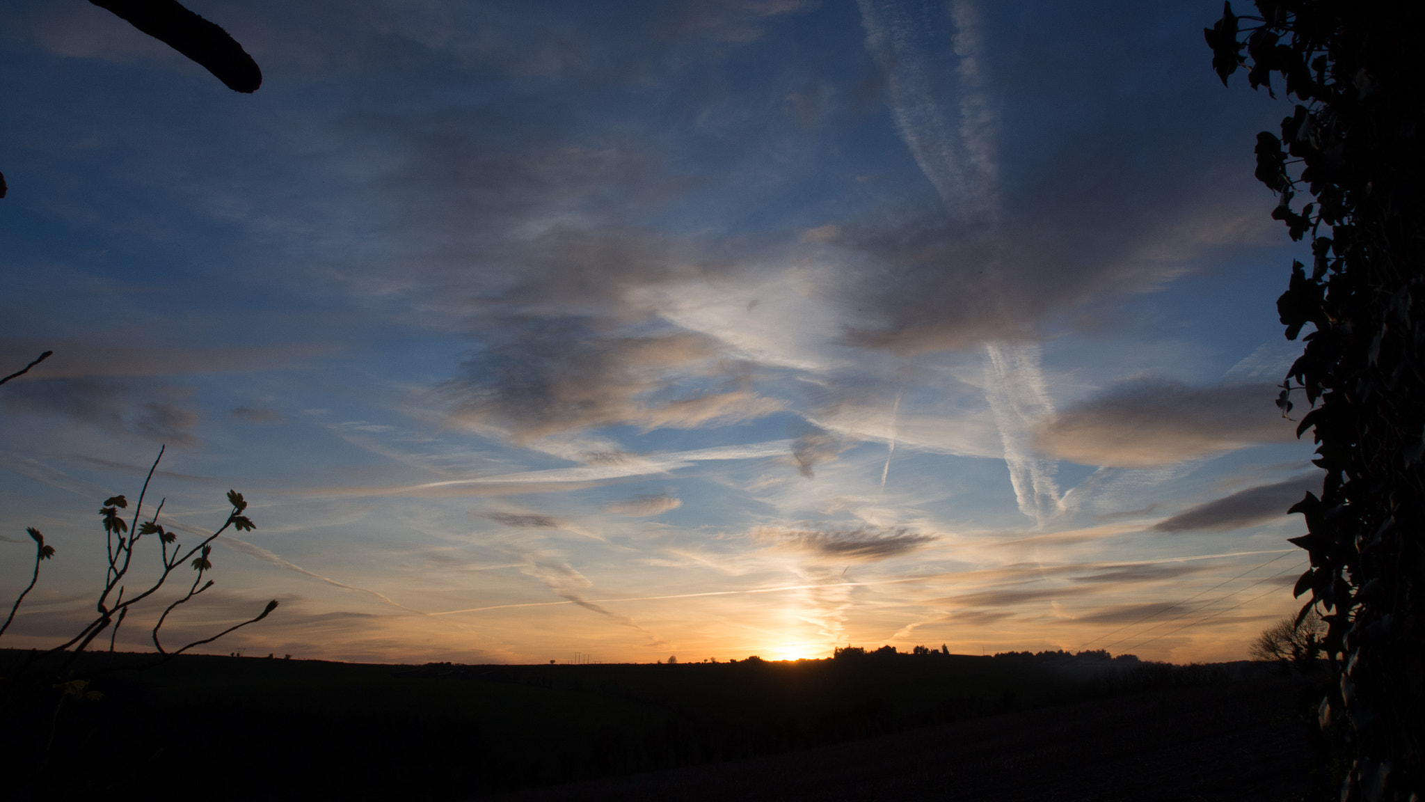 Olympus OM-D E-M5 sample photo. Painting the sky at sunset :) photography