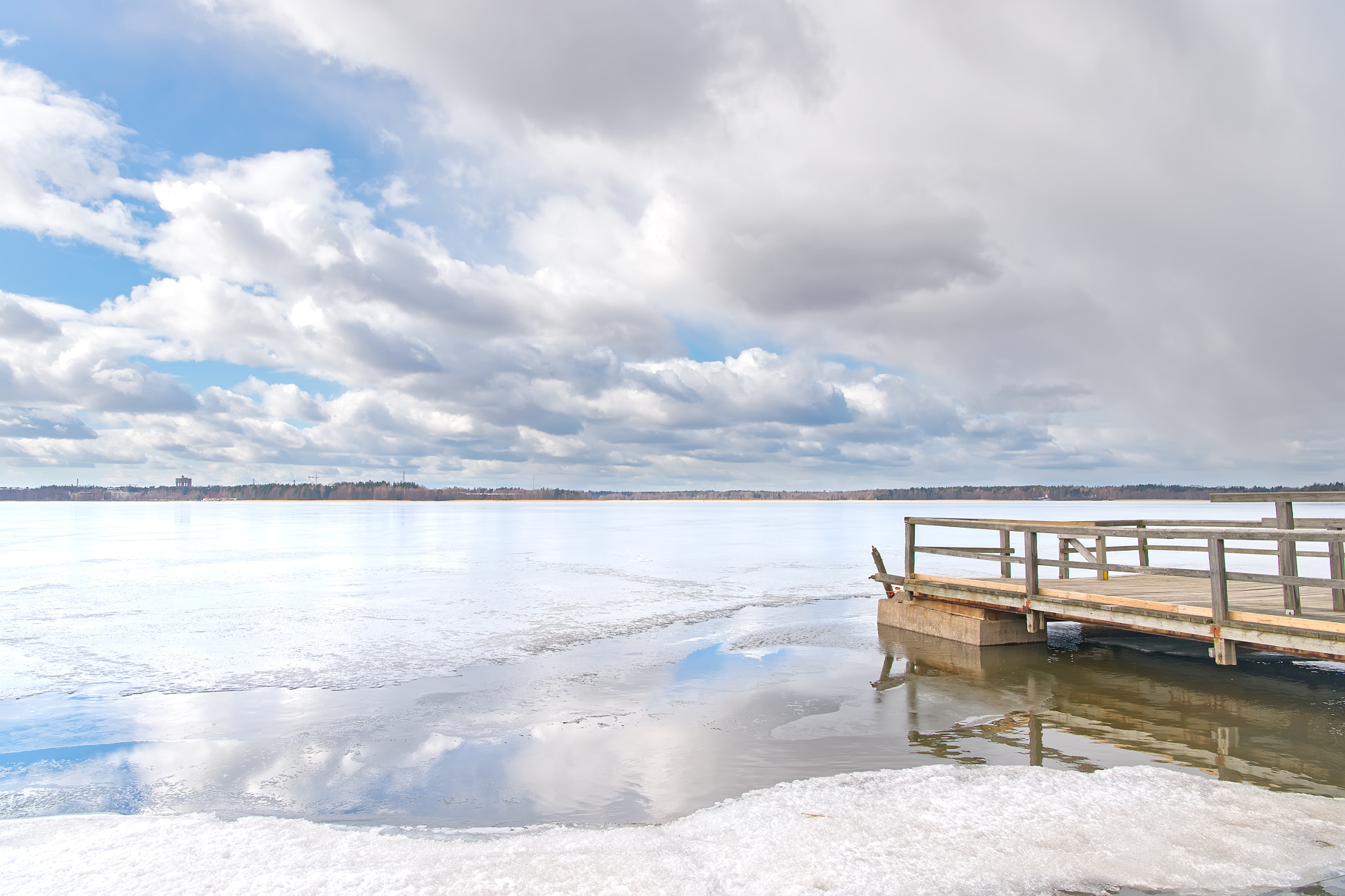 Nikon AF-S Nikkor 24-70mm F2.8E ED VR sample photo. The frozen laajalahti , helsinki, finland photography