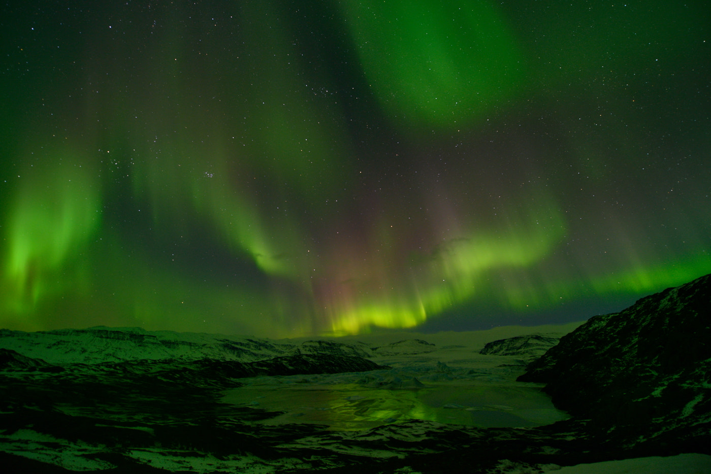 Nikon AF-S Nikkor 14-24mm F2.8G ED sample photo. Hoffell glacier aurora photography