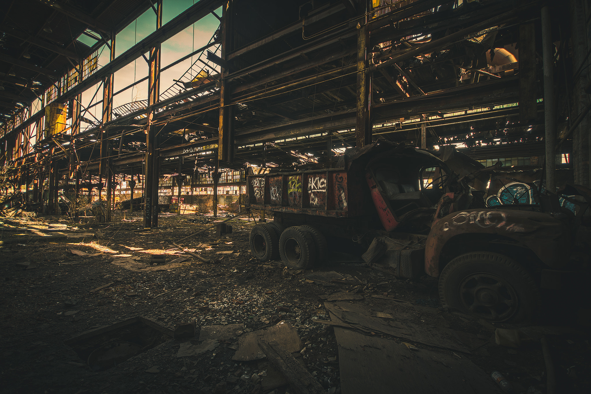 Canon EOS 60D + Sigma 10-20mm F4-5.6 EX DC HSM sample photo. The shift aftermath photography