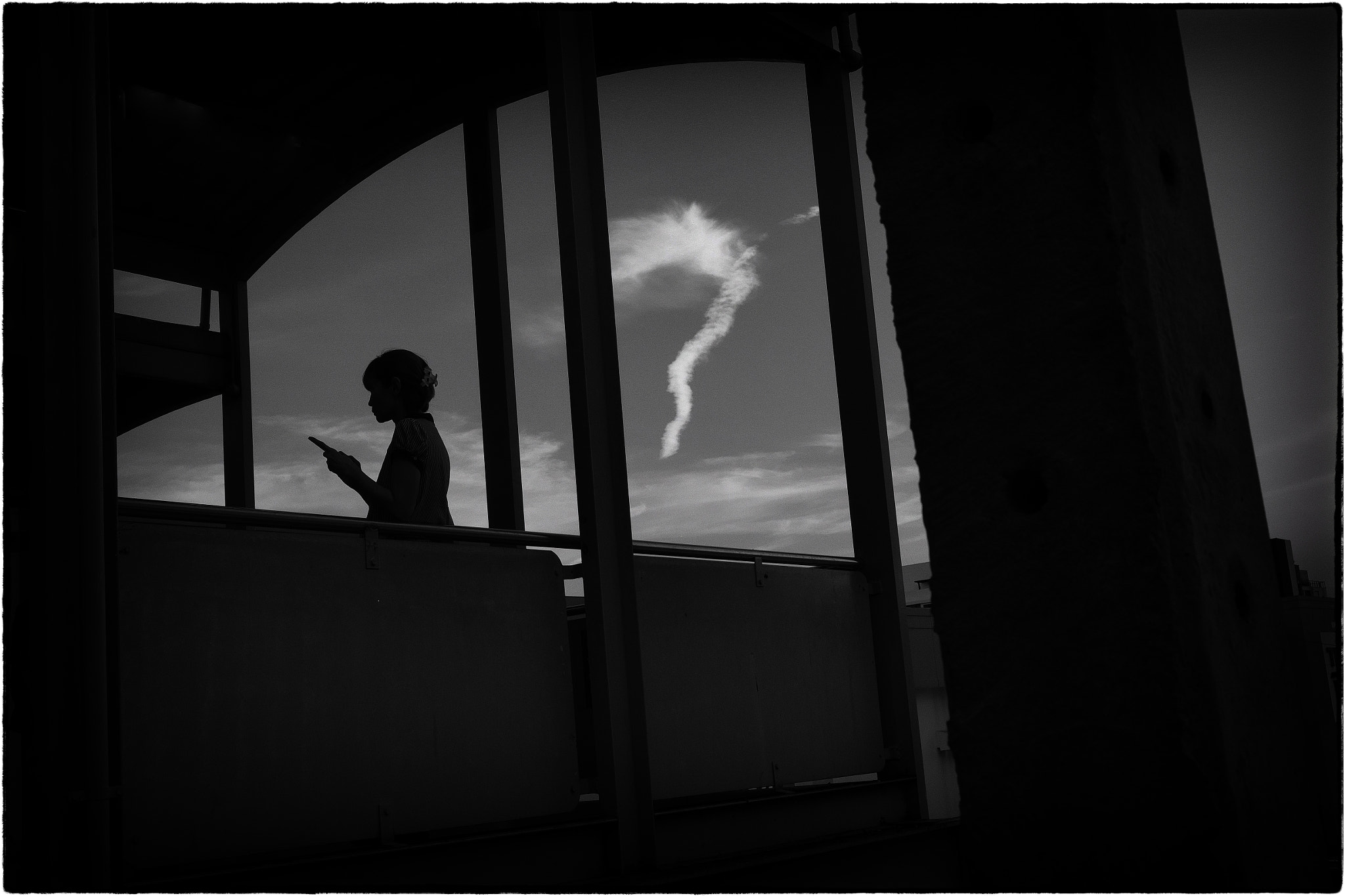 Fujifilm XF 18-55mm F2.8-4 R LM OIS sample photo. Shopping centre cloud formation, bangkok. photography