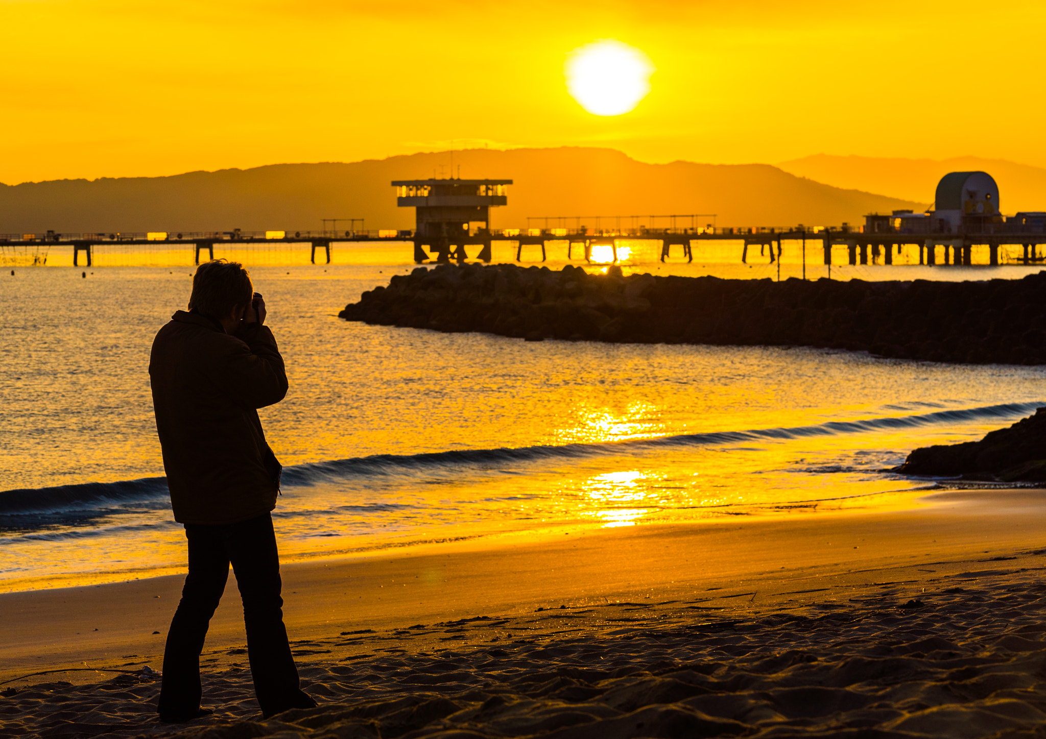 Sony a7S + Sony FE 90mm F2.8 Macro G OSS sample photo. Shooting sunrise photography