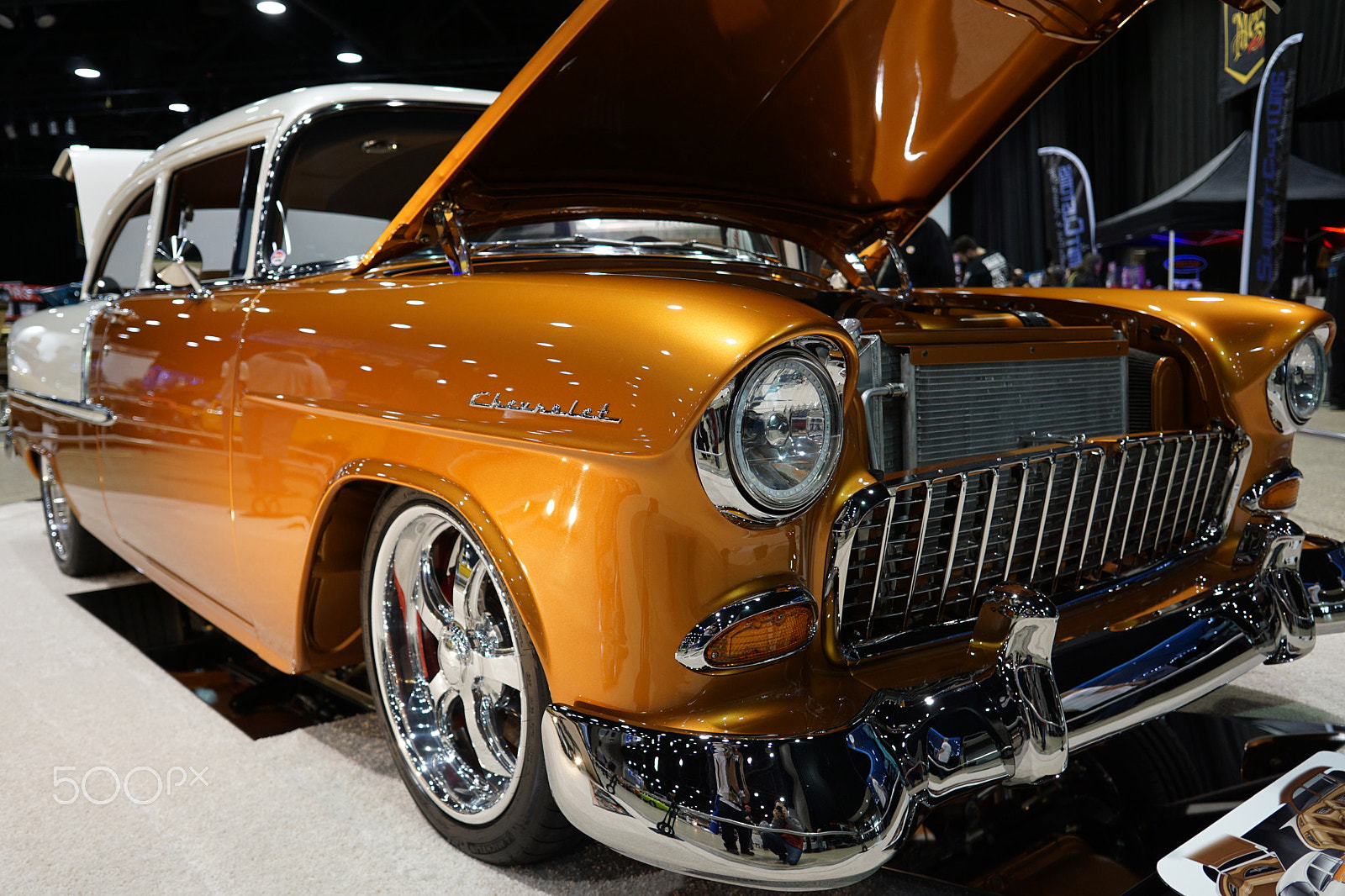 Sony a6000 + Sigma 19mm F2.8 EX DN sample photo. Chevy classic photography