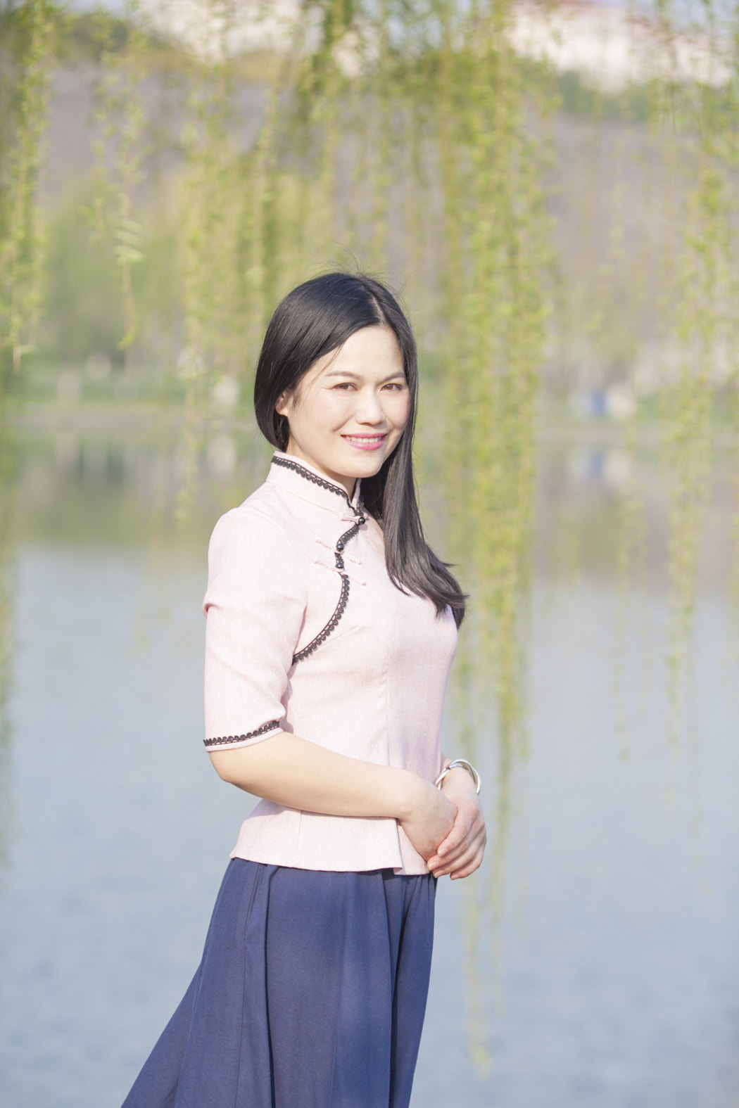 Canon EF 135mm F2L USM sample photo. 女人 photography