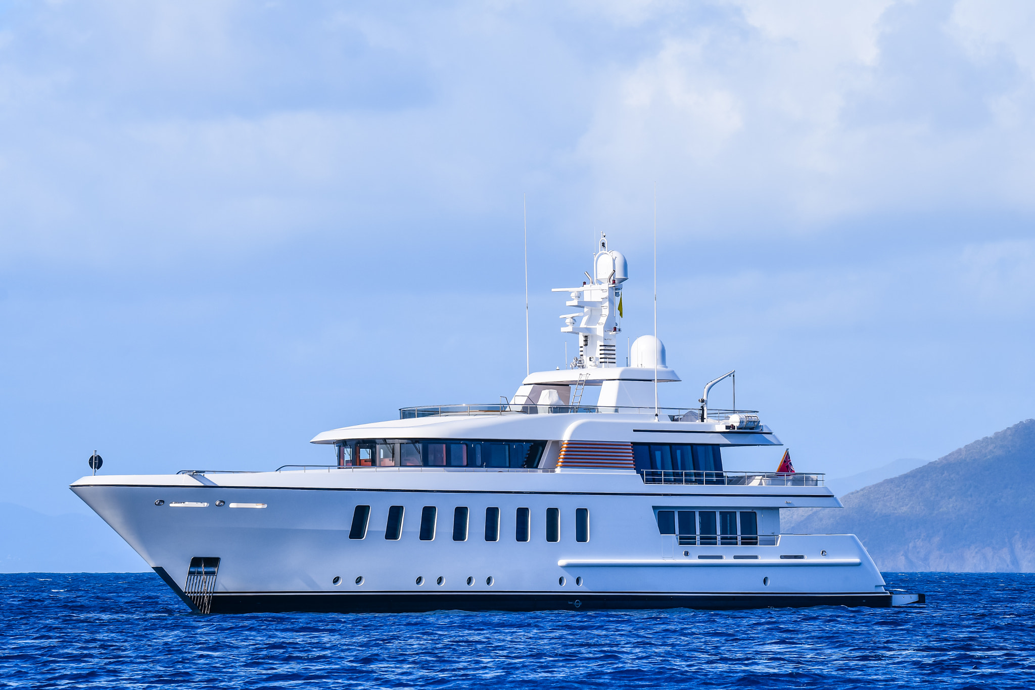 Sigma 150-600mm F5-6.3 DG OS HSM | C sample photo. Megayacht photography