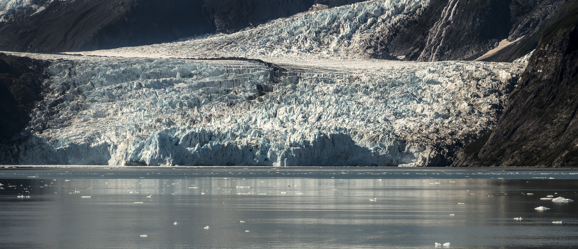 Nikon D800 + Nikon AF-S Nikkor 70-200mm F4G ED VR sample photo. Disappearing alaska glacier valdez photography