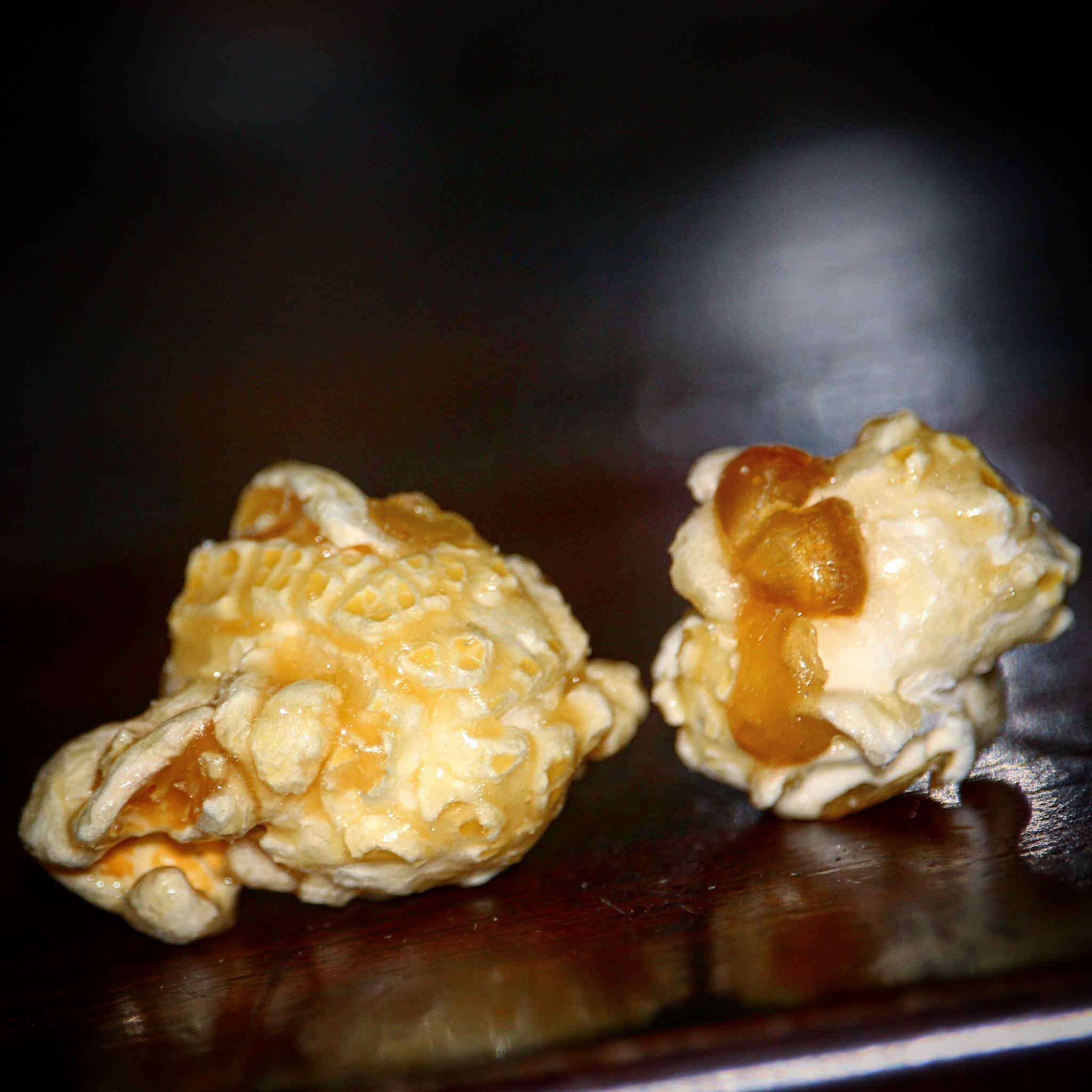 Canon EF-S 55-250mm F4-5.6 IS STM sample photo. Toffee popcorn photography