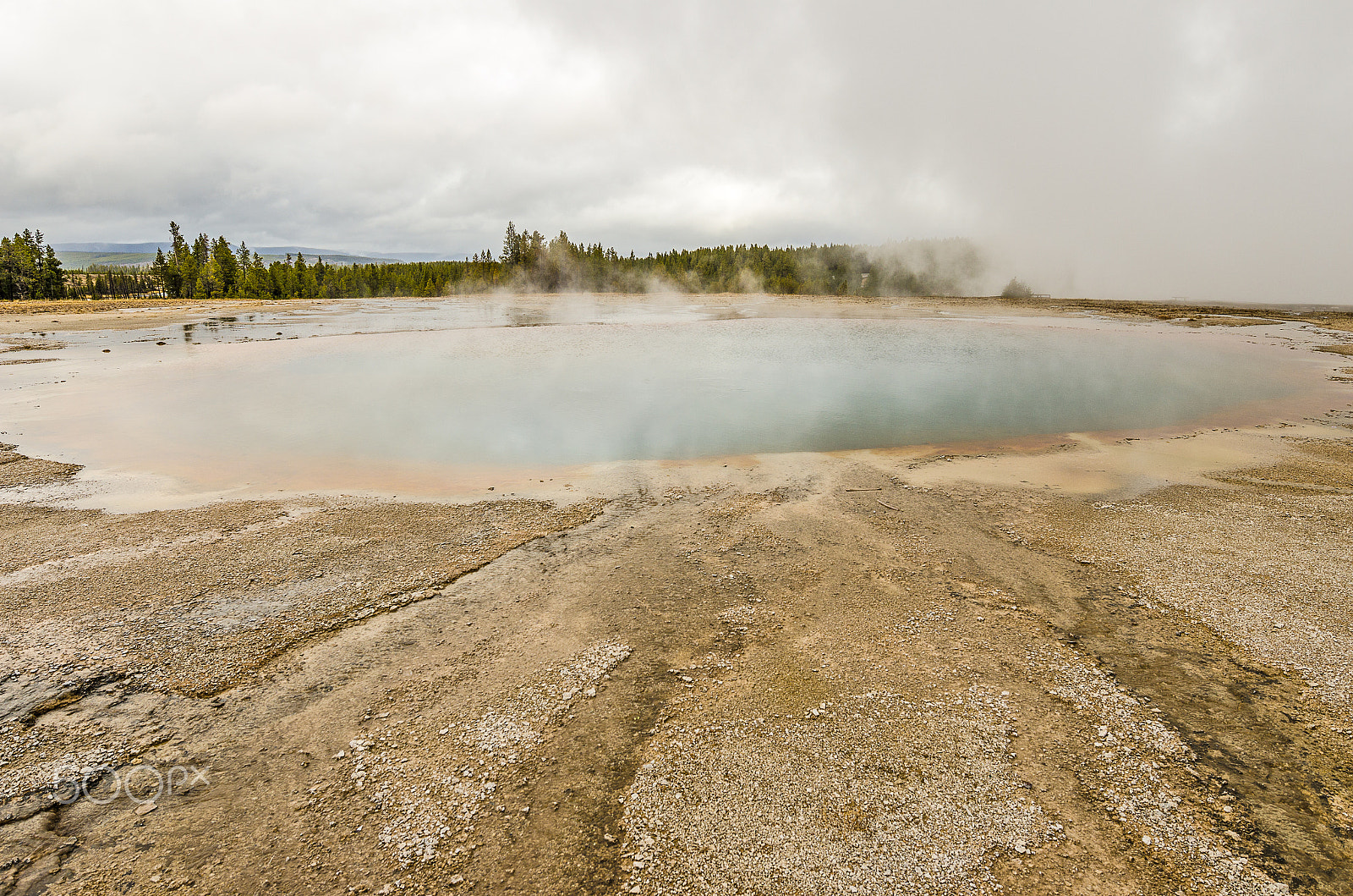 Nikon AF-S Nikkor 14-24mm F2.8G ED sample photo. Close-up of turquoise pool photography