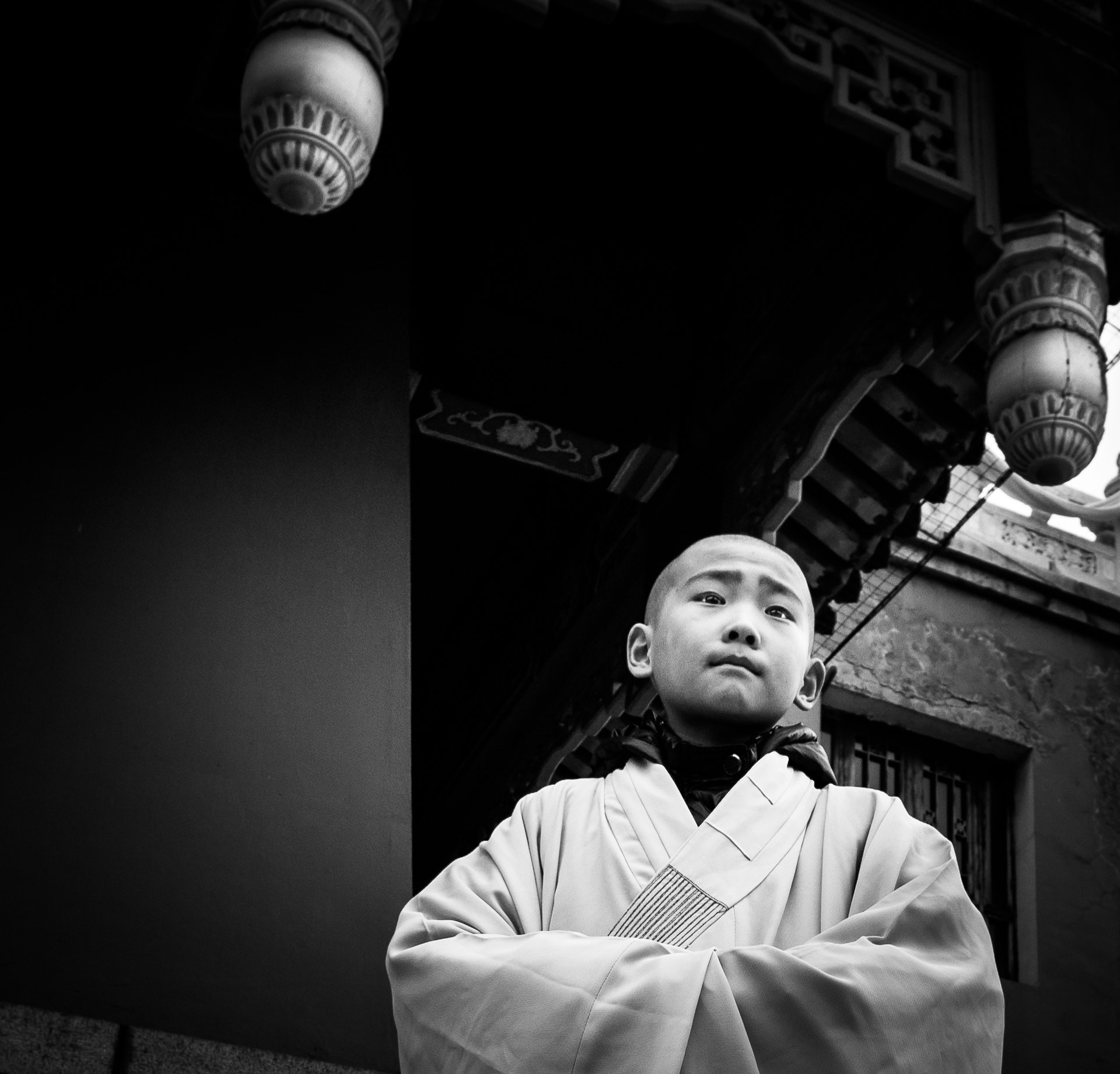 Sony a6000 + Sony E 16mm F2.8 sample photo. Little monk photography