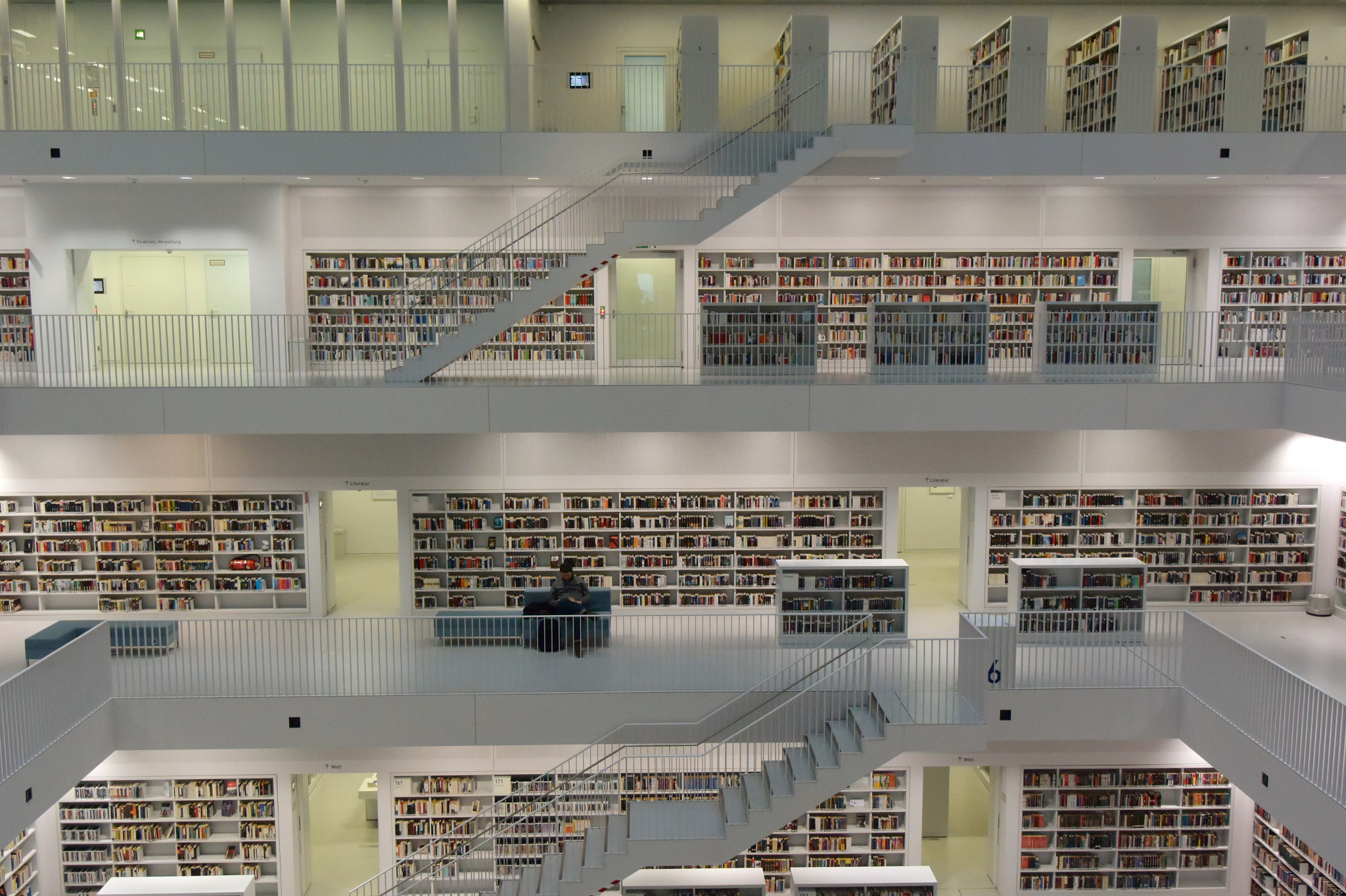 Nikon 1 V3 sample photo. Alone in the library photography