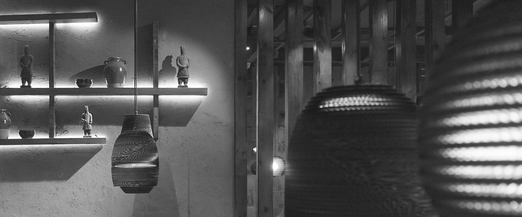 Sony FE 28mm F2 sample photo. Chinese restaurant photography