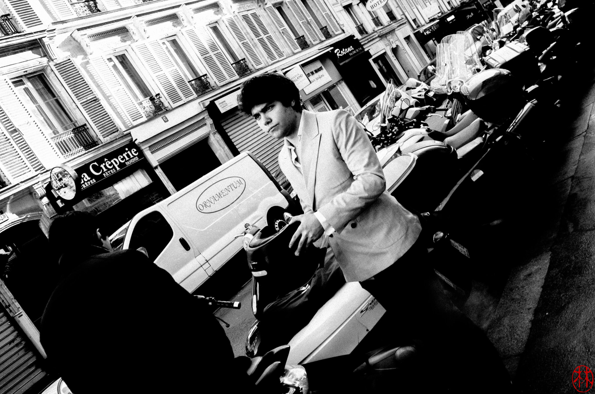 Ricoh GR II + GR Lens sample photo. Bourgeoisie photography