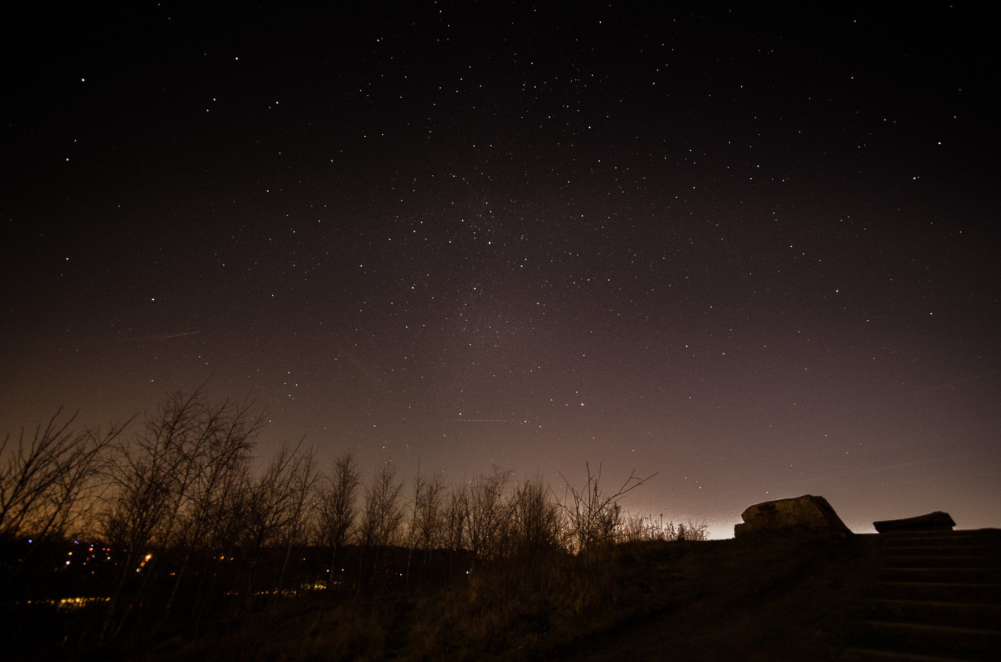 Samyang 14mm F2.8 ED AS IF UMC sample photo. Night sky in the city photography