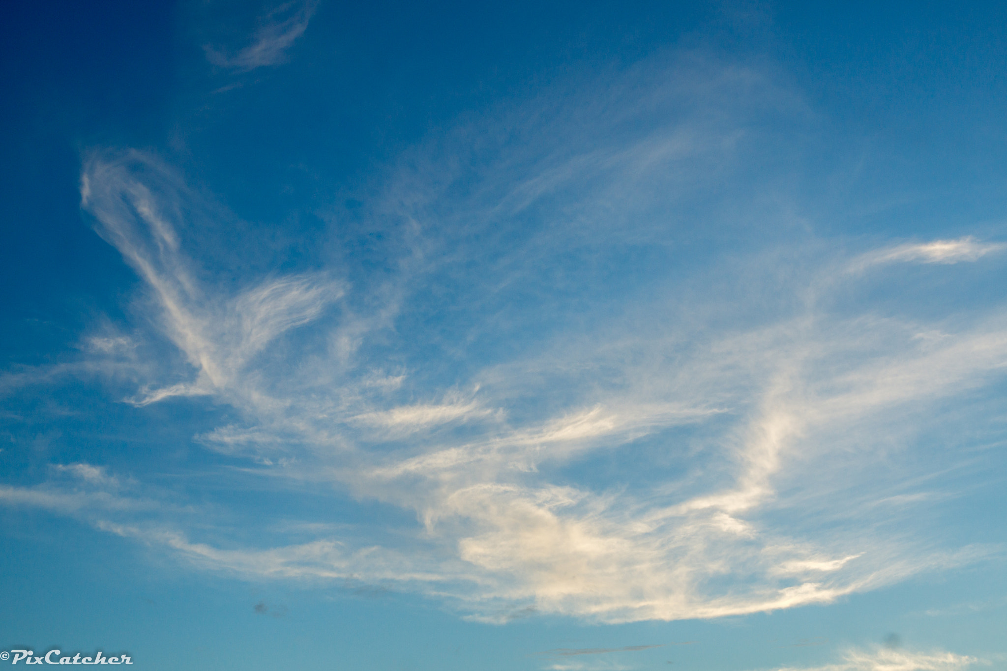Sony SLT-A77 + Sony DT 16-50mm F2.8 SSM sample photo. To the clouds above photography