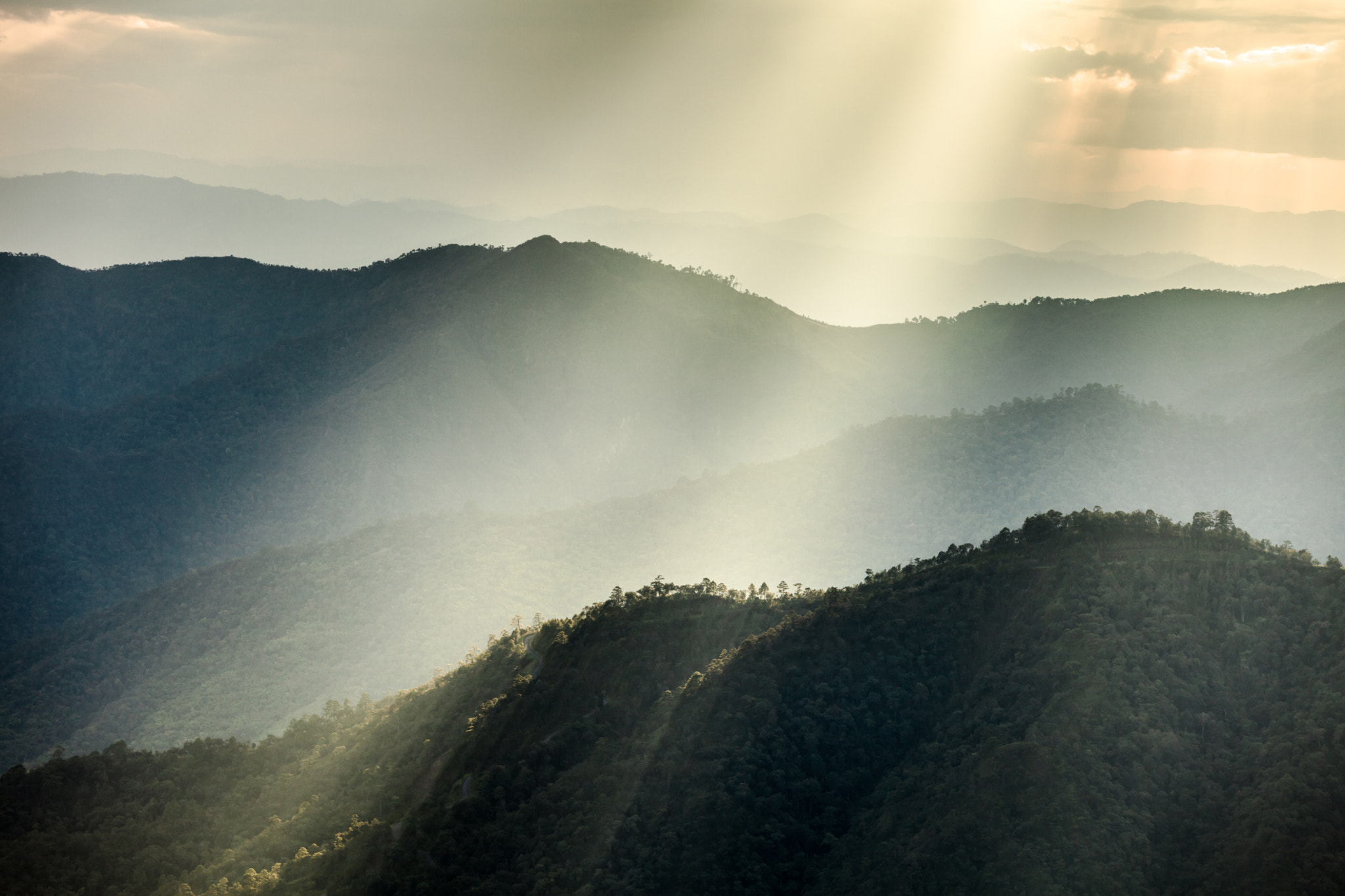 Canon EF 70-200mm F2.8L USM sample photo. Doi pha hom pok photography