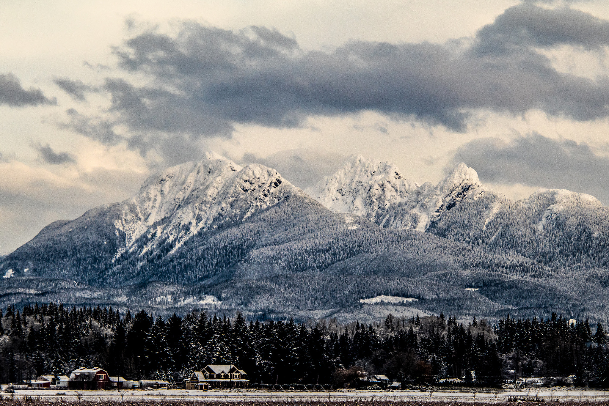 Canon EF 70-200mm F4L IS USM sample photo. Golden ears photography