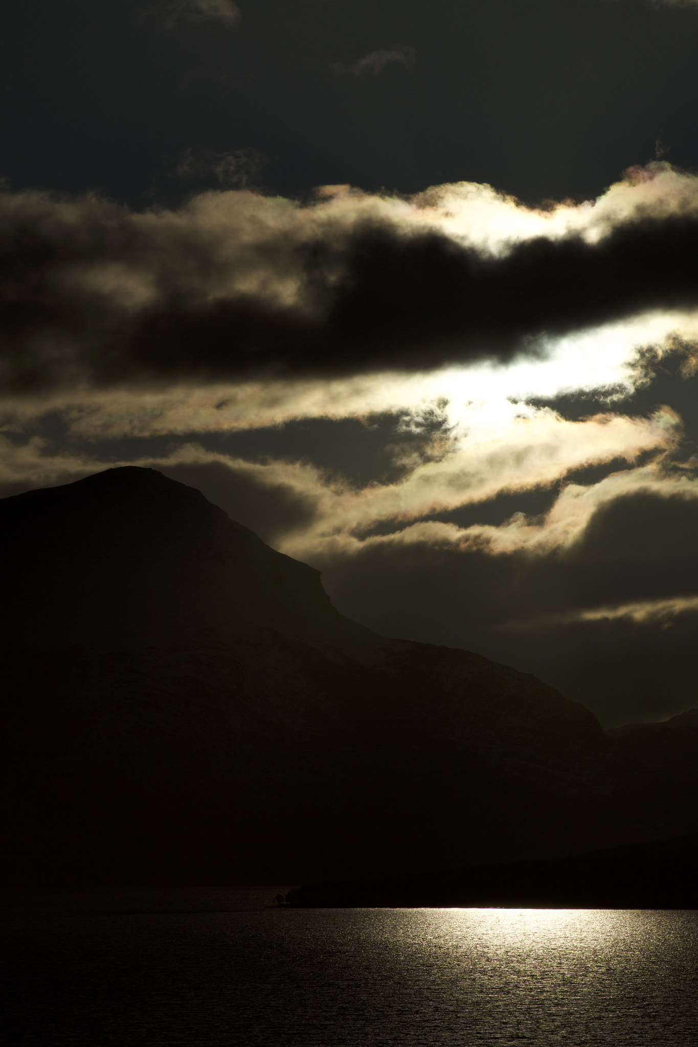 Canon EF 28-135mm F3.5-5.6 IS USM sample photo. Sunset behind the clouds photography