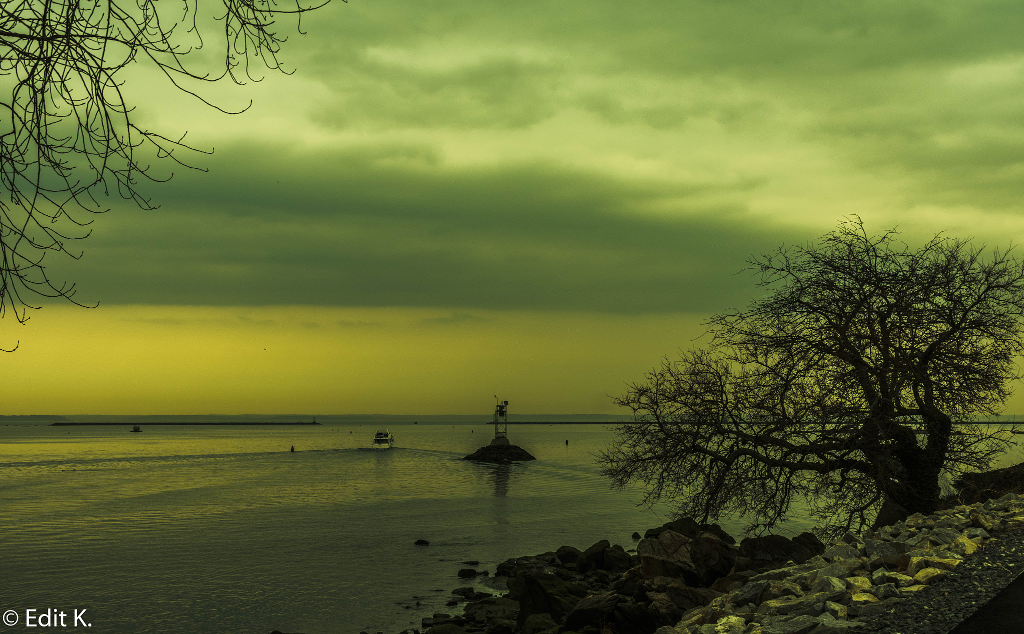 Nikon D3400 sample photo. The storm is moving in photography